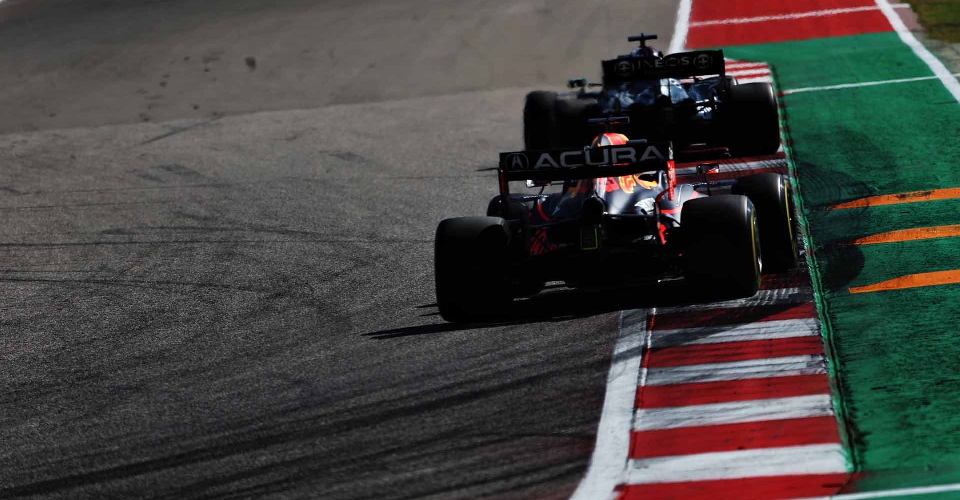 AUSTIN, TEXAS - OCTOBER 24: Max Verstappen of the Netherlands driving the (33) Red Bull Racing RB16B Honda on track during the F1 Grand Prix of USA at Circuit of The Americas on October 24, 2021 in Austin, Texas. (Photo by Chris Graythen/Getty Images)