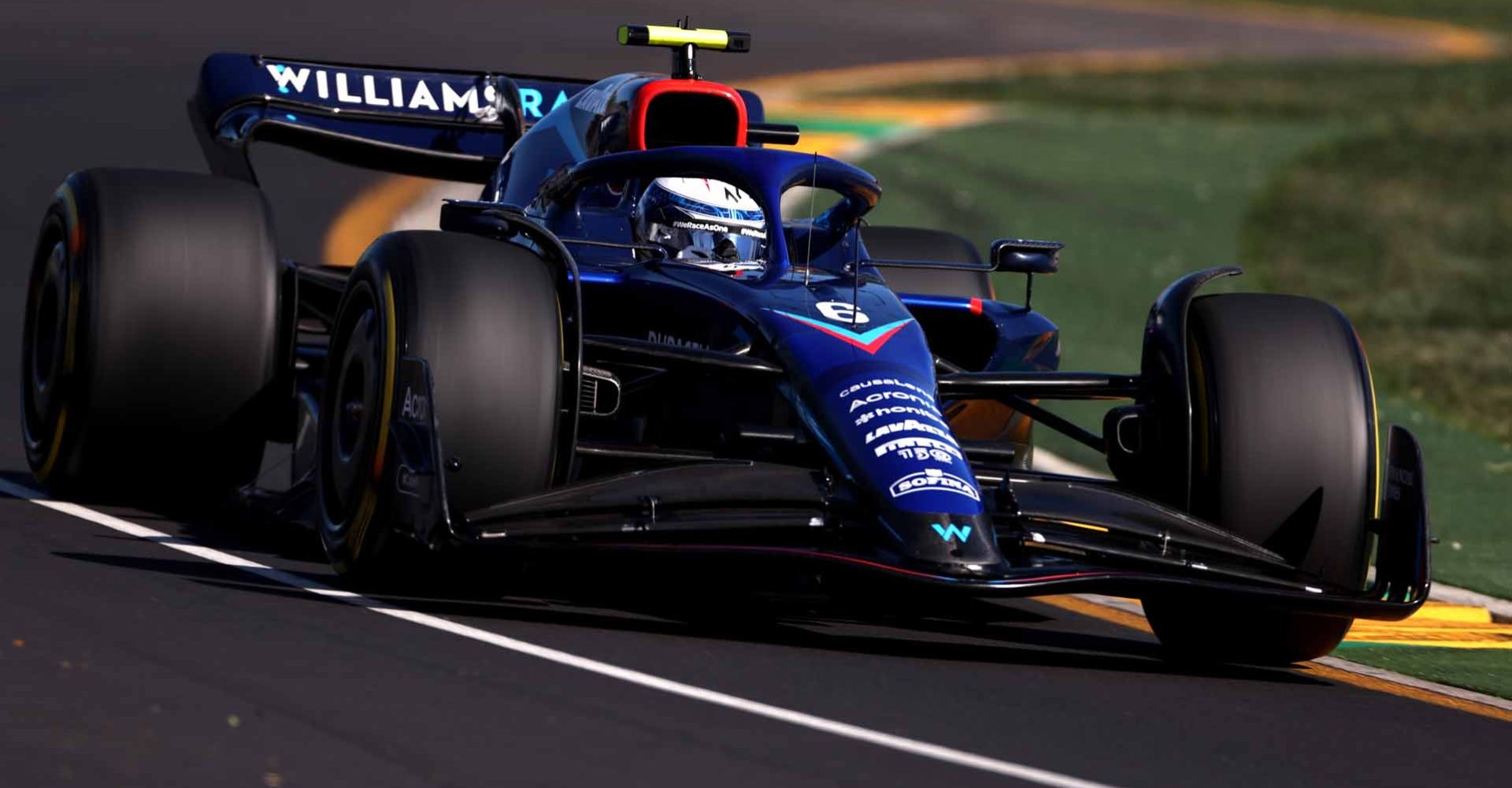 Nicholas Latifi (CDN) Williams Racing FW44.
Australian Grand Prix, Friday 8th April 2022. Albert Park, Melbourne, Australia.