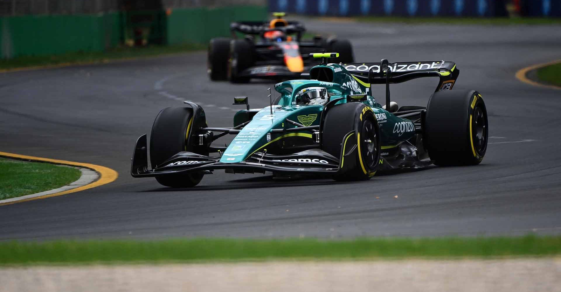 action, Albert Park, GP2203a, F1, GP, Australia
Sebastian Vettel, Aston Martin AMR22, leads Sergio Perez, Red Bull Racing RB18