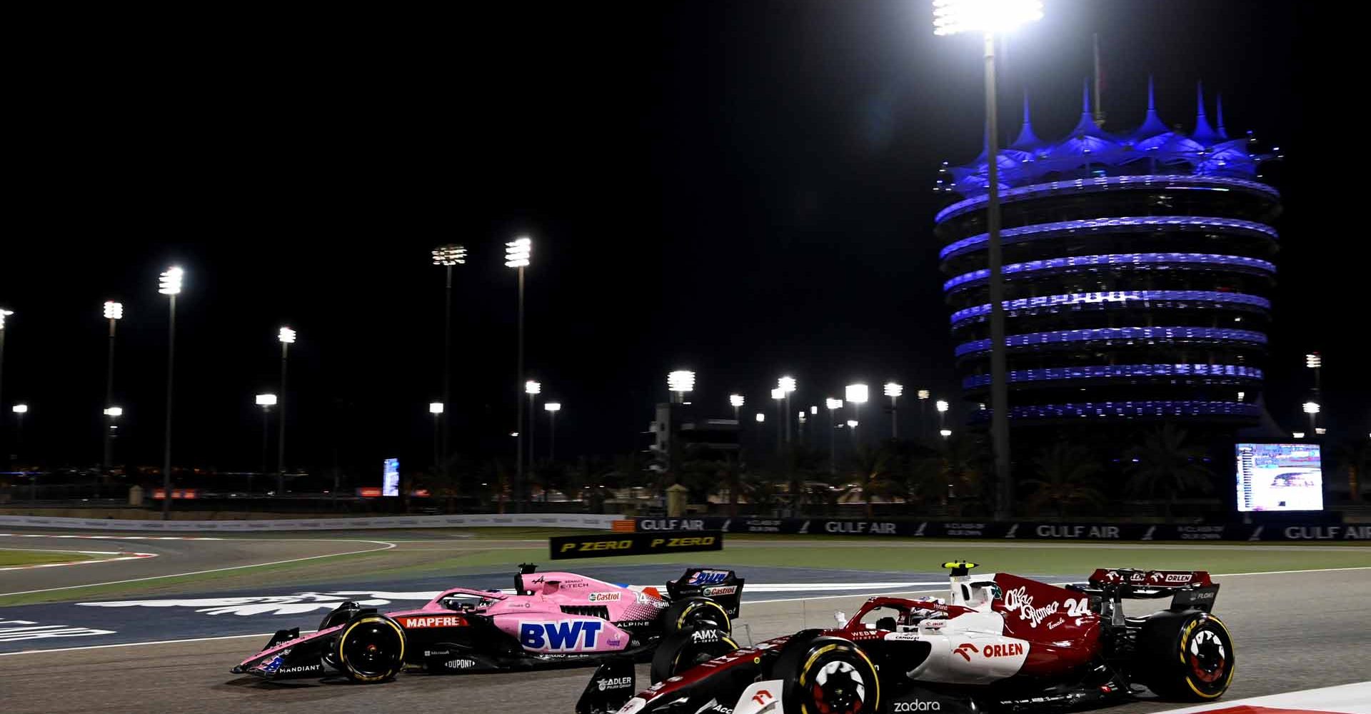 Fernando Alonso (Alpine) & Guanyu Zhou (Alfa Romeo)