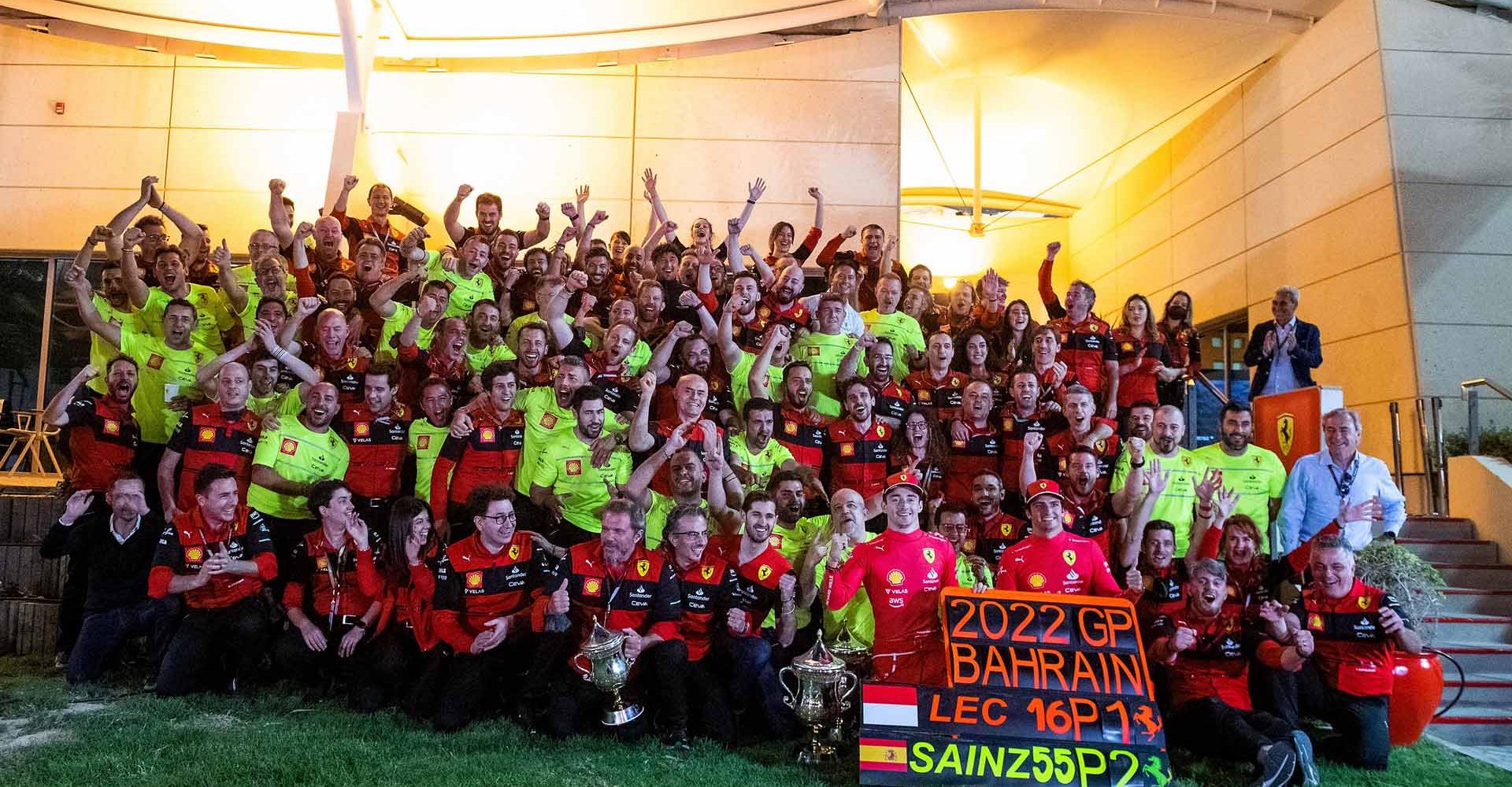 GP BAHRAIN F1/2022 - DOMENICA 20/03/2022 
credit: @Scuderia Ferrari Press Office team celebration