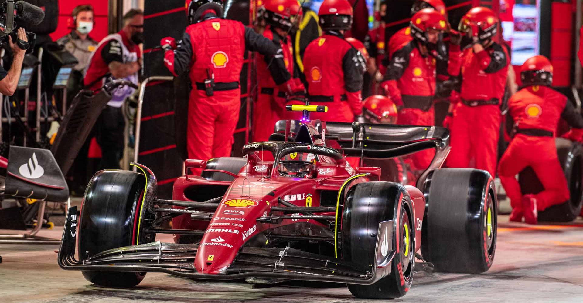 GP BAHRAIN F1/2022 - DOMENICA 20/03/2022 
credit: @Scuderia Ferrari Press Office Carlos Sainz after pitstop