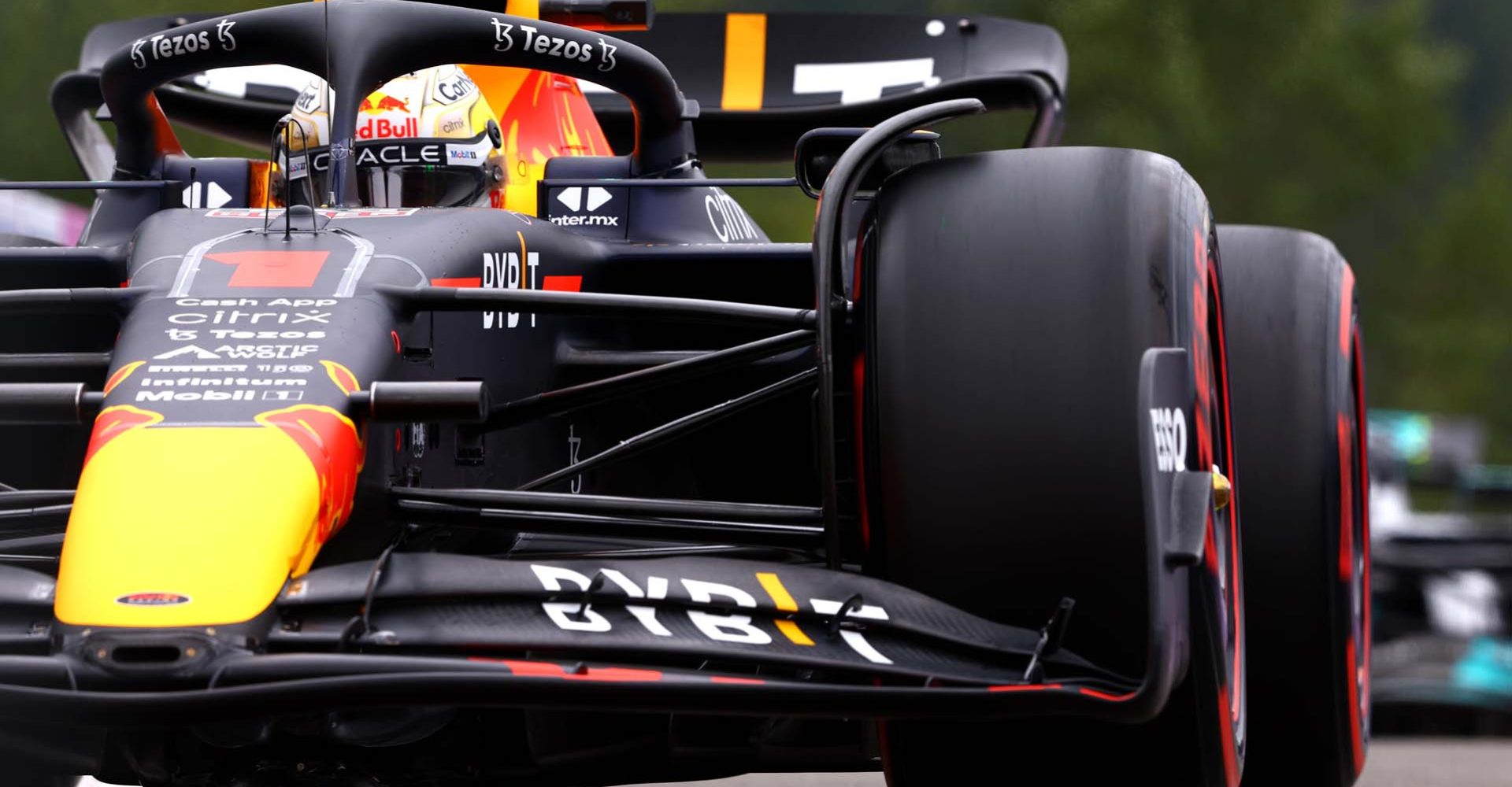 SPA, BELGIUM - AUGUST 26: Max Verstappen of the Netherlands driving the (1) Oracle Red Bull Racing RB18 on track during practice ahead of the F1 Grand Prix of Belgium at Circuit de Spa-Francorchamps on August 26, 2022 in Spa, Belgium. (Photo by Mark Thompson/Getty Images)