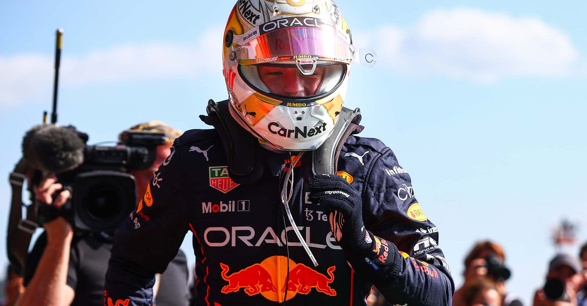 SPA, BELGIUM - AUGUST 28: Race winner Max Verstappen of the Netherlands and Oracle Red Bull Racing celebrates in parc ferme during the F1 Grand Prix of Belgium at Circuit de Spa-Francorchamps on August 28, 2022 in Spa, Belgium. (Photo by Mark Thompson/Getty Images)