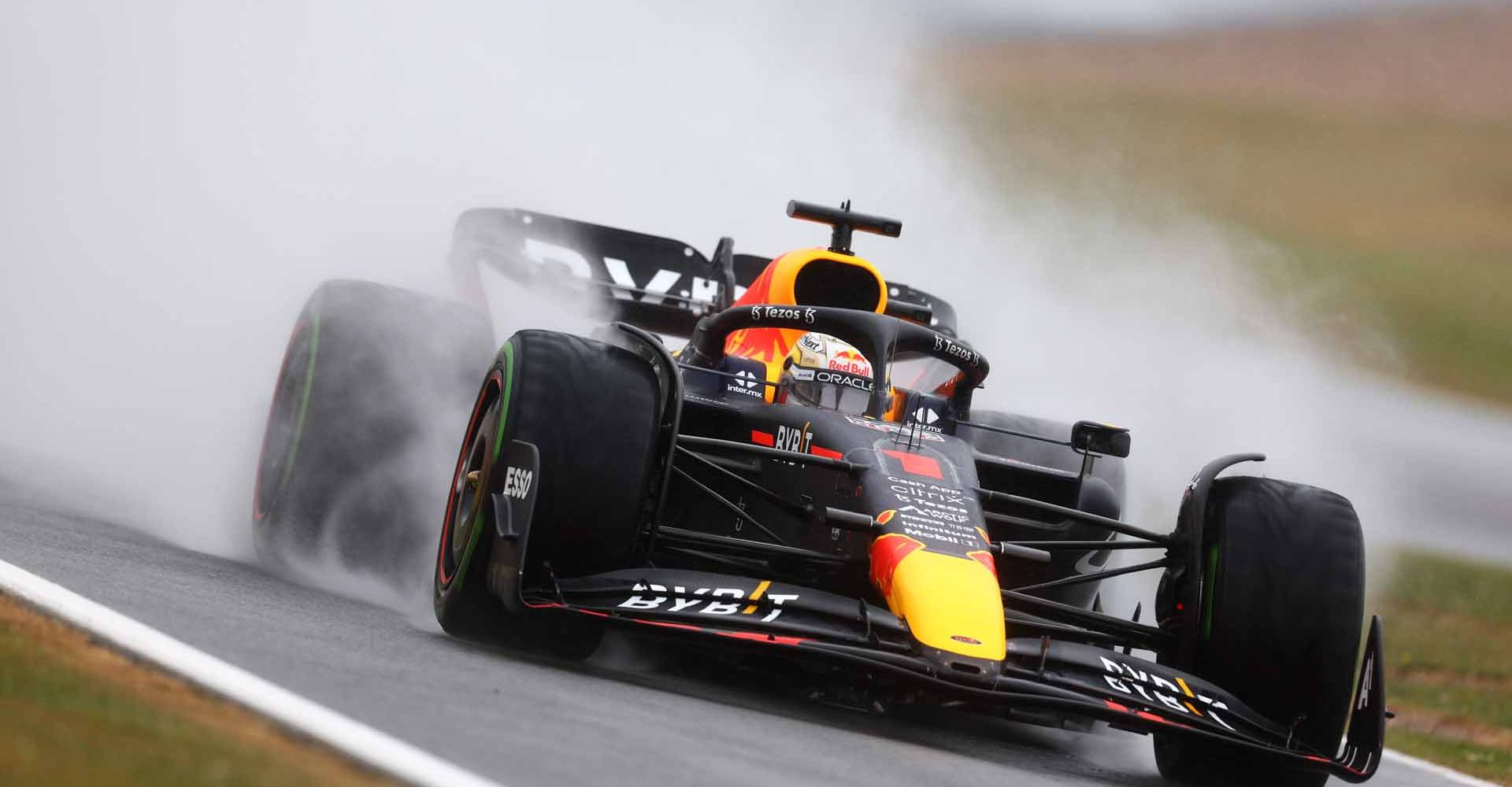 NORTHAMPTON, ENGLAND - JULY 02: Max Verstappen of the Netherlands driving the (1) Oracle Red Bull Racing RB18 on track during qualifying ahead of the F1 Grand Prix of Great Britain at Silverstone on July 02, 2022 in Northampton, England. (Photo by Clive Rose/Getty Images)