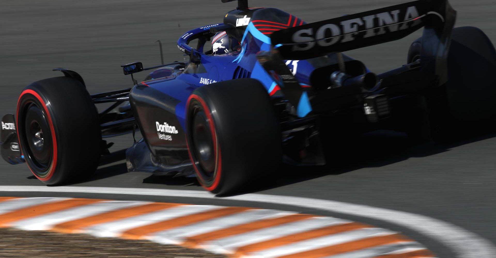 CIRCUIT ZANDVOORT, NETHERLANDS - SEPTEMBER 03: Alex Albon, Williams FW44 during the Dutch GP at Circuit Zandvoort on Saturday September 03, 2022 in North Holland, Netherlands. (Photo by Zak Mauger / LAT Images)