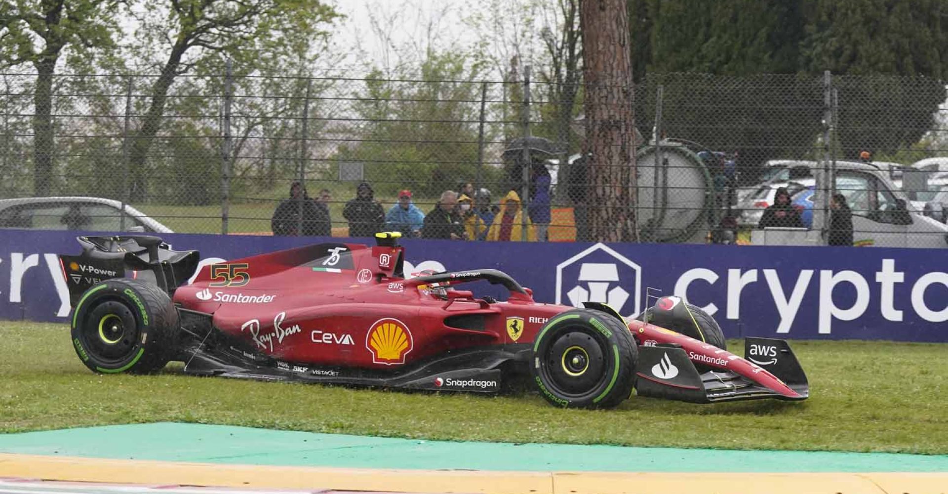 Imola -PROVE DEL VENERDI Carlos Sainz (Ferrari) on the grass