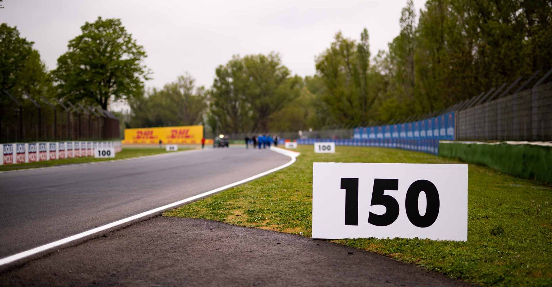 Track ambiance during the Formula 1 Grand Premio del Made in Italy e dell'Emilia-Romagna 2022, 4th round of the 2022 FIA Formula One World Championship, on the Imola Circuit, from April 22 to 24, 2022 in Imola, Italy - Photo Joao Filipe / DPPI