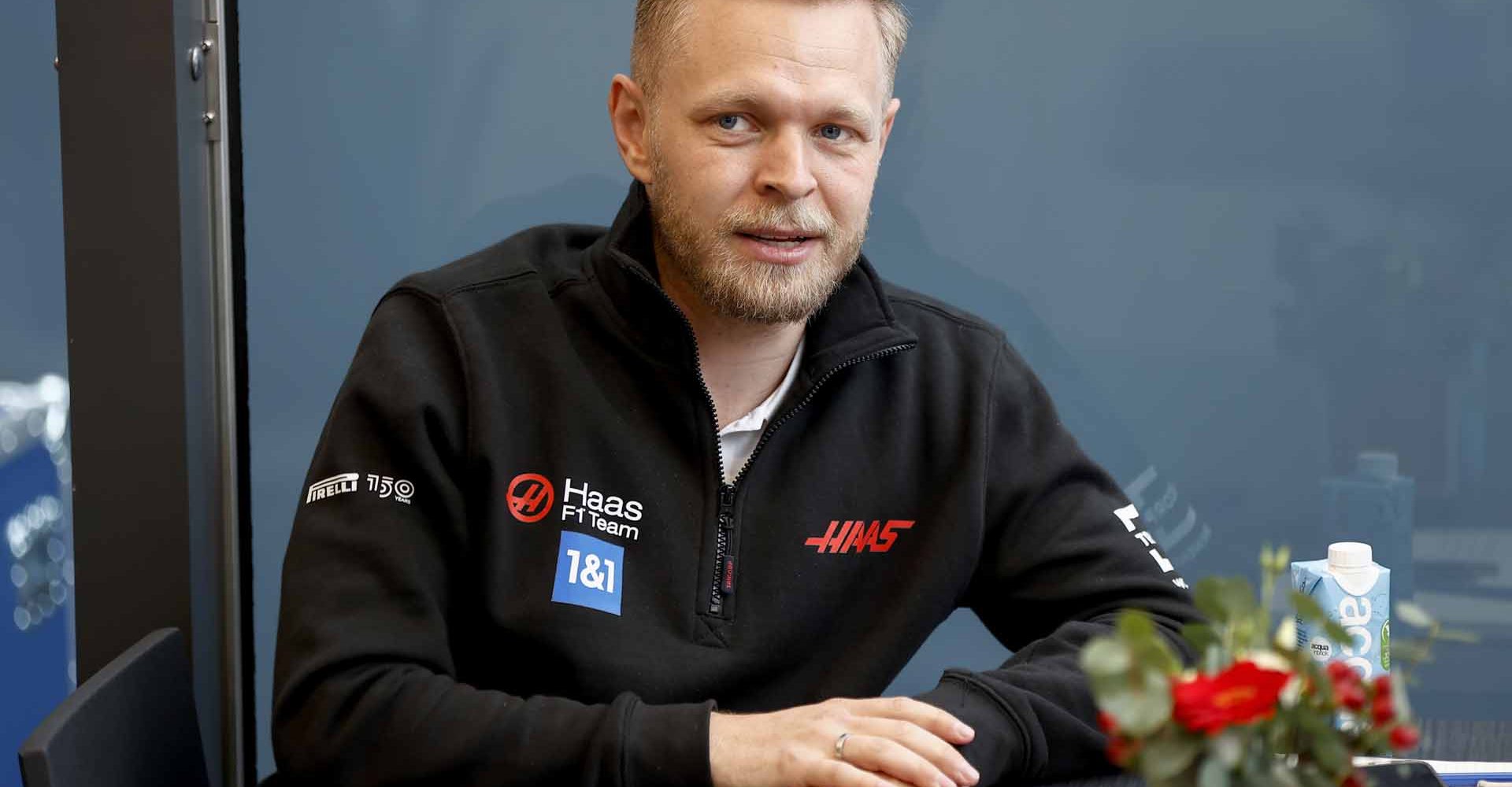 AUTODROMO INTERNAZIONALE ENZO E DINO FERRARI, ITALY - APRIL 21: Kevin Magnussen, Haas F1 Team during the Emilia Romagna GP at Autodromo Internazionale Enzo e Dino Ferrari on Thursday April 21, 2022 in imola, Italy. (Photo by Andy Hone / LAT Images)