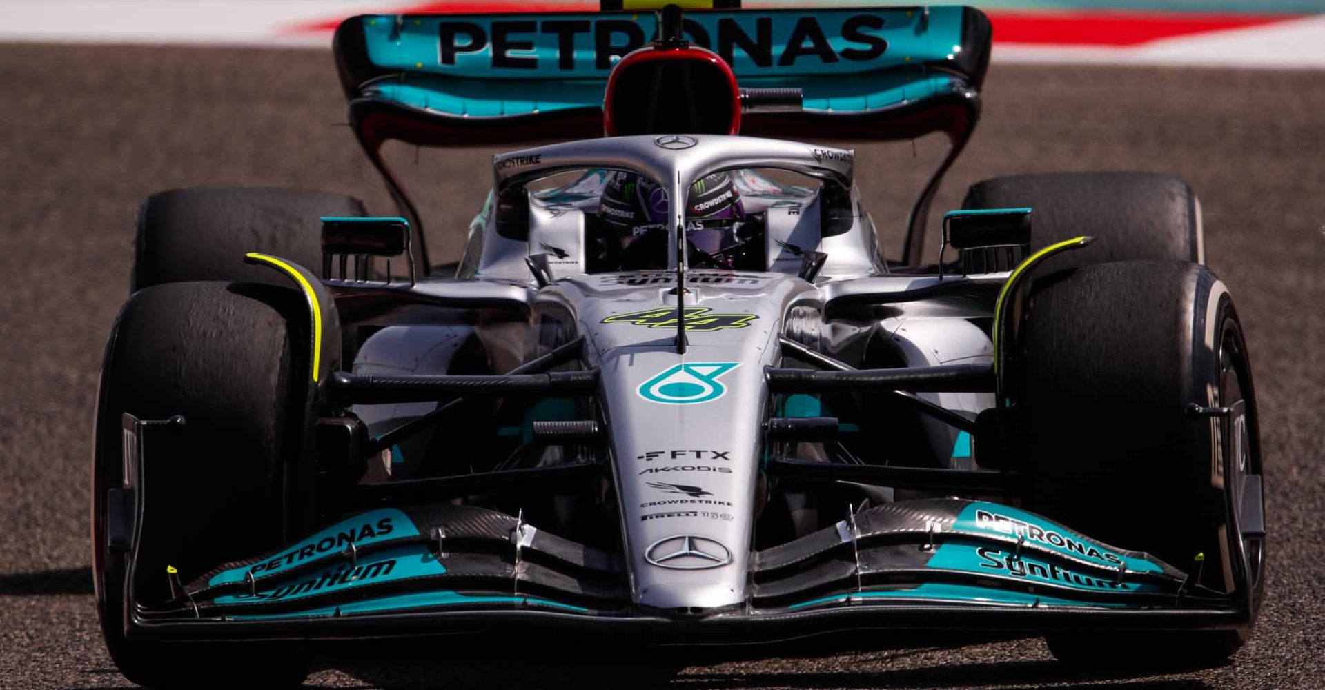 2022 Bahrain Pre-Season Test, Day 1 - LAT Lewis Hamilton Mercedes