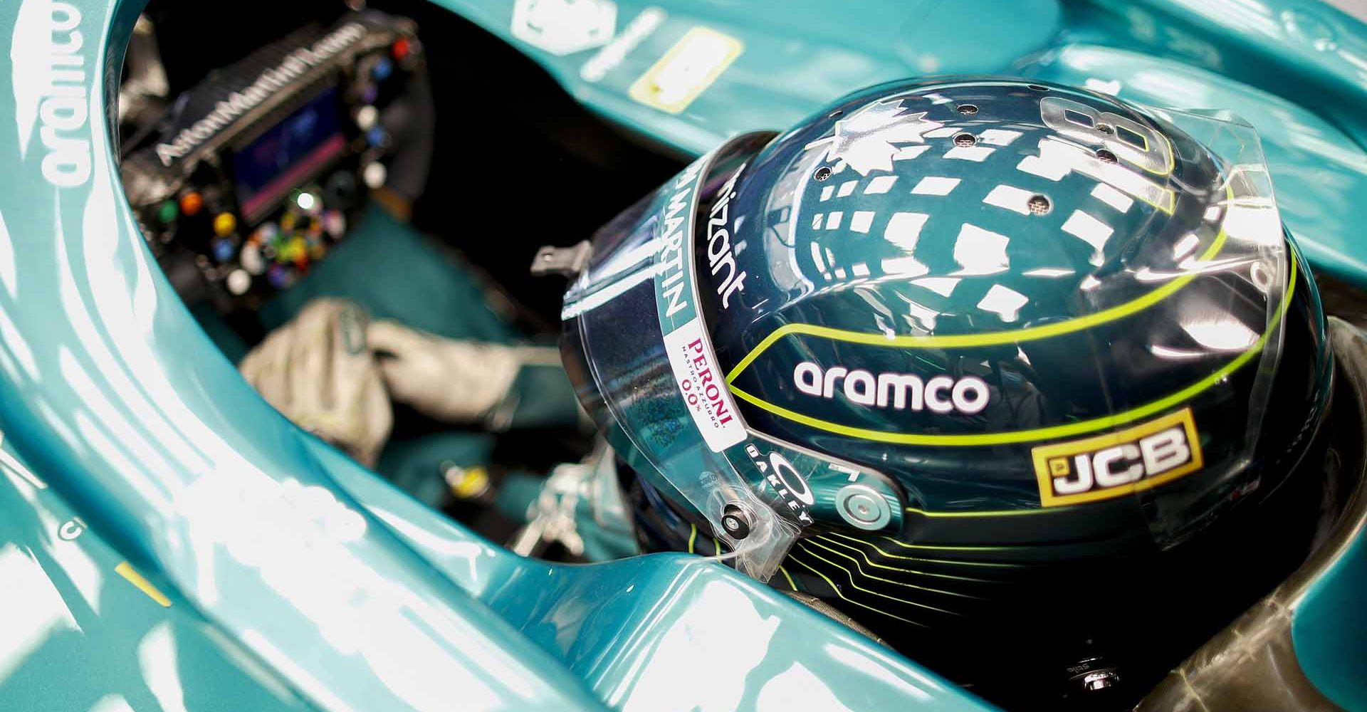 Portrait, Helmets, Bahrain International Circuit, F122T02a, F1, GP, Bahrain
Lance Stroll, Aston Martin