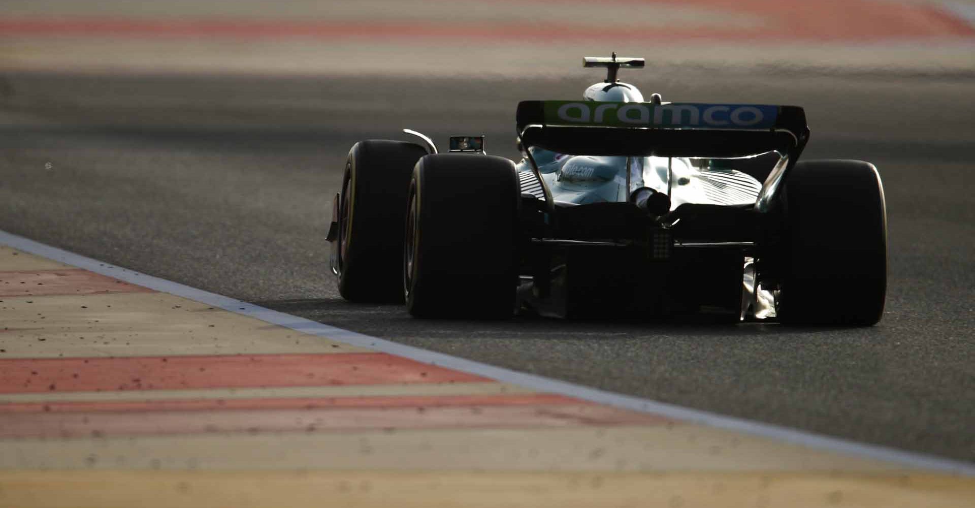 action, Bahrain International Circuit, F122T02a, F1, GP, Bahrain
Sebastian Vettel, Aston Martin AMR22