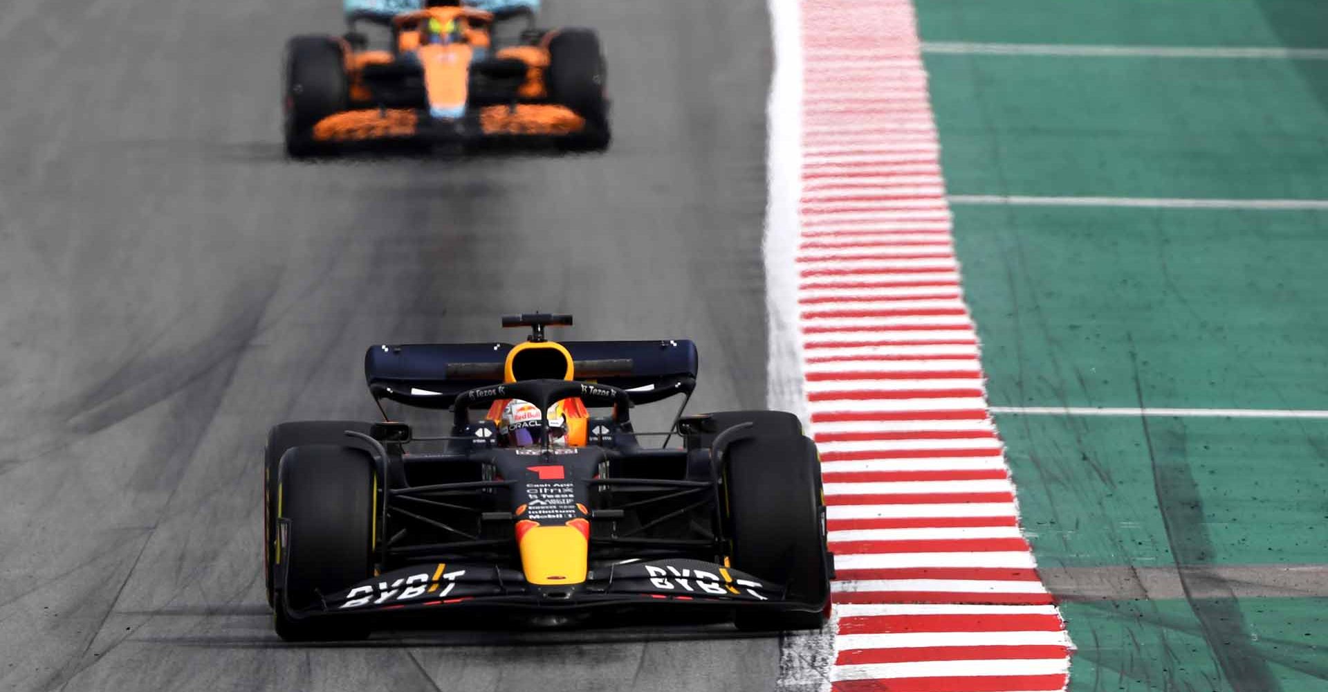 BARCELONA, SPAIN - FEBRUARY 25: Max Verstappen of the Netherlands driving the (1) Oracle Red Bull Racing RB18 on track during Day Three of F1 Testing at Circuit de Barcelona-Catalunya on February 25, 2022 in Barcelona, Spain. (Photo by Rudy Carezzevoli/Getty Images)