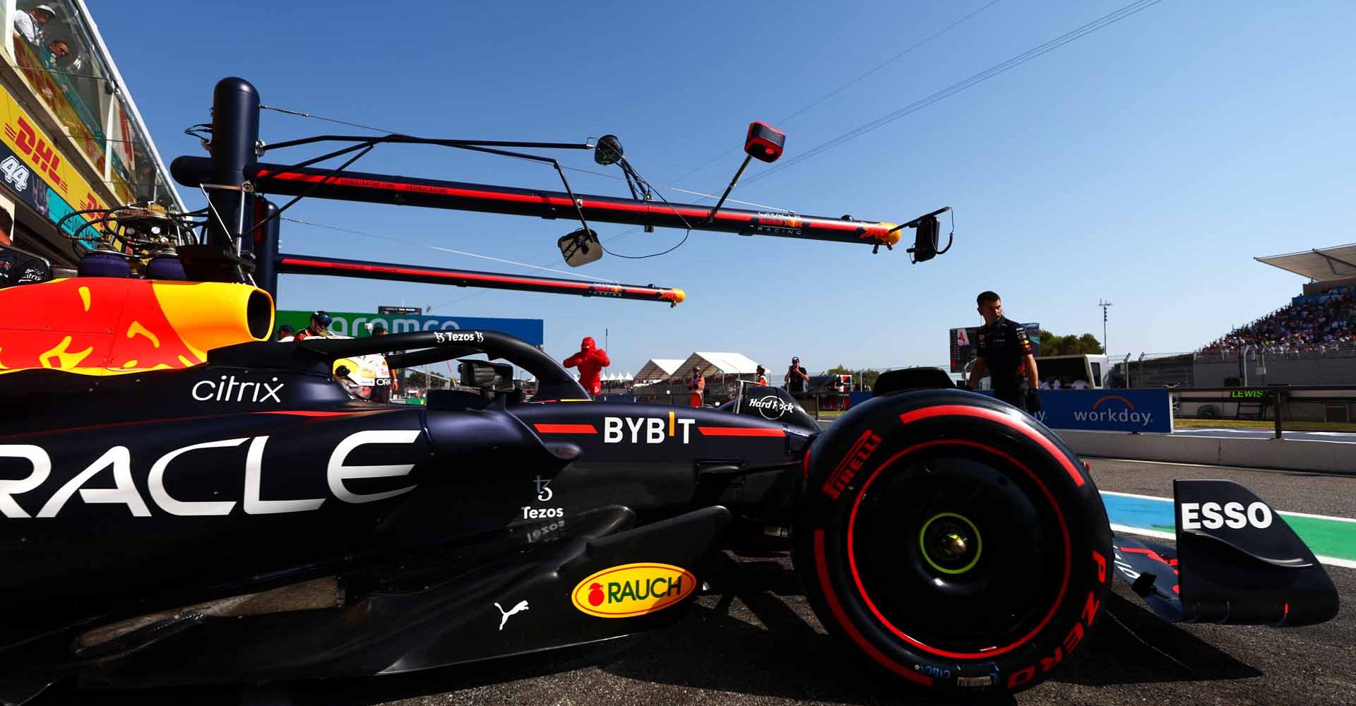 LE CASTELLET, FRANCE - JULY 23: Max Verstappen of the Netherlands driving the (1) Oracle Red Bull Racing RB18 leaves the garage during qualifying ahead of the F1 Grand Prix of France at Circuit Paul Ricard on July 23, 2022 in Le Castellet, France. (Photo by Mark Thompson/Getty Images)