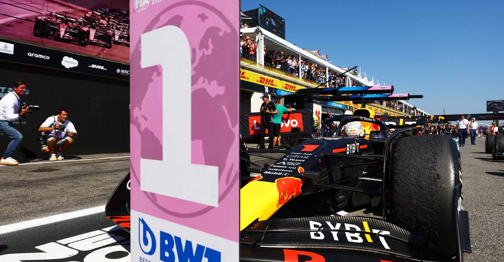 LE CASTELLET, FRANCE - JULY 24: Race winner Max Verstappen of the Netherlands driving the (1) Oracle Red Bull Racing RB18 stops in parc ferme during the F1 Grand Prix of France at Circuit Paul Ricard on July 24, 2022 in Le Castellet, France. (Photo by Mark Thompson/Getty Images)