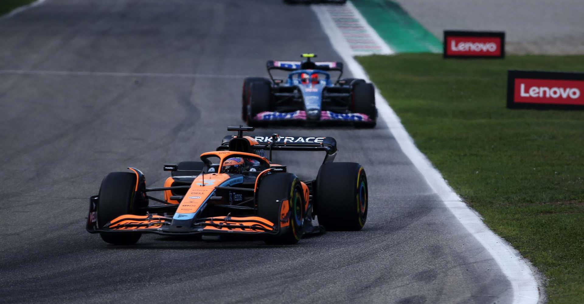 Daniel Ricciardo (McLaren) followed by Esteban Ocon (Alpine)
