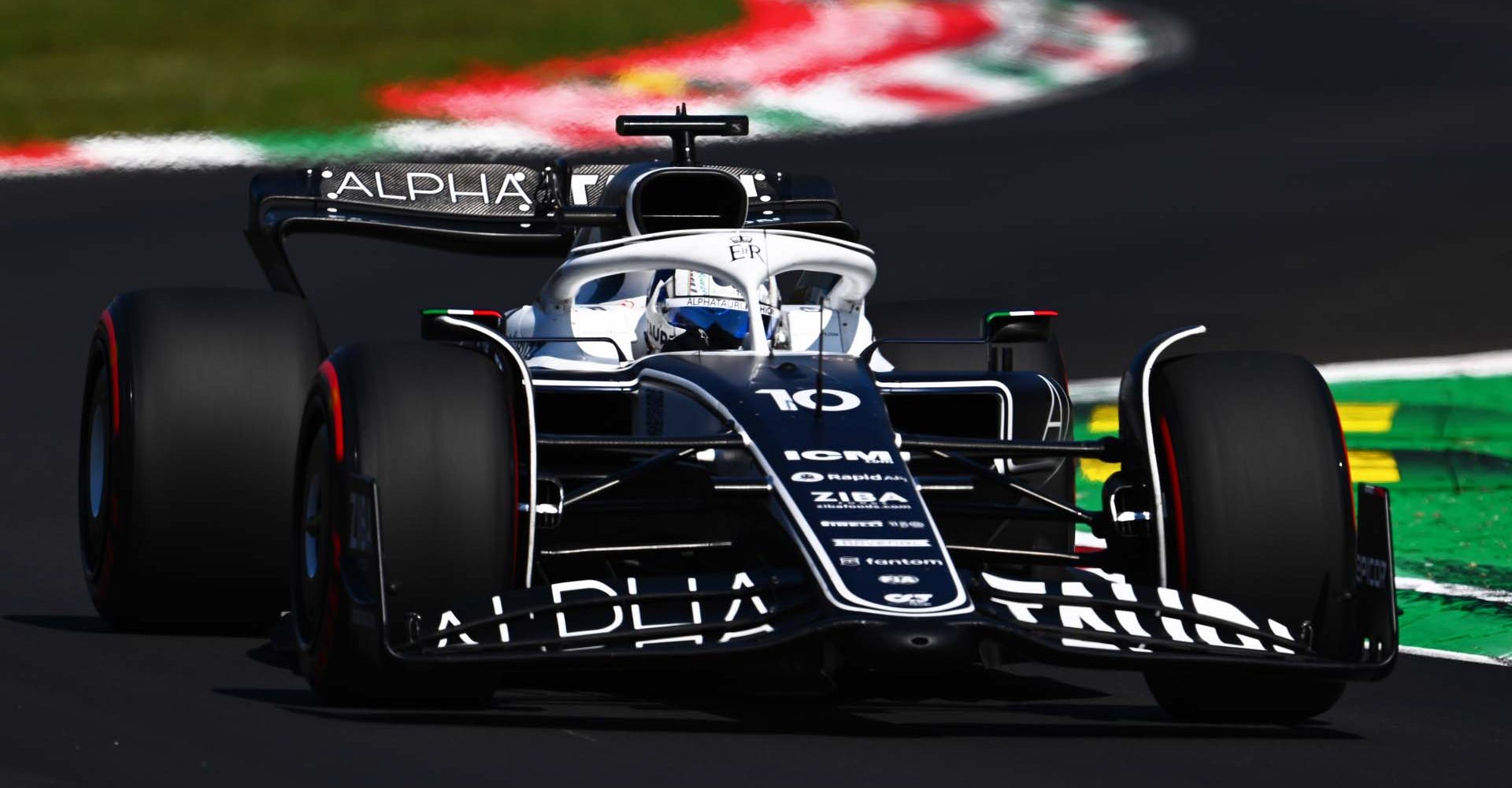 MONZA, ITALY - SEPTEMBER 10: Pierre Gasly of France driving the (10) Scuderia AlphaTauri AT03 on track during final practice ahead of the F1 Grand Prix of Italy at Autodromo Nazionale Monza on September 10, 2022 in Monza, Italy. (Photo by Clive Mason/Getty Images)