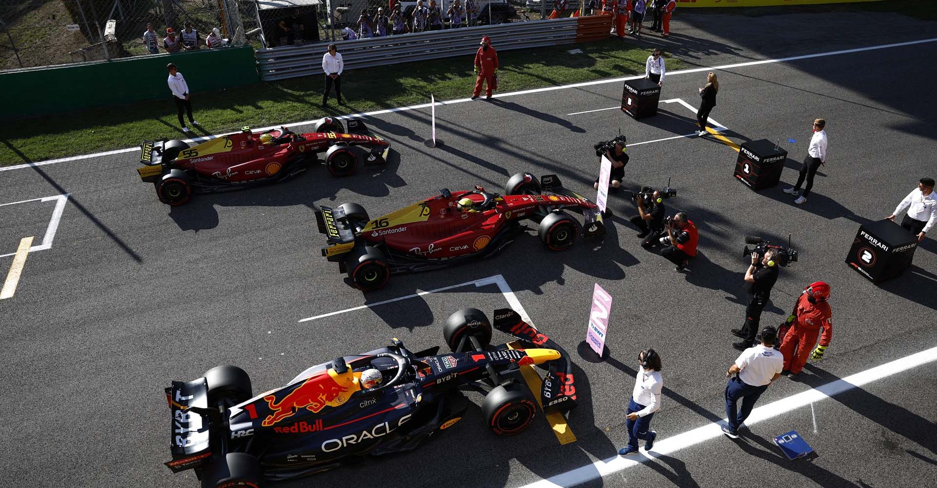 Charles Leclerc (Ferrari), Carlos Sainz (Ferrari), Max Verstappen, (Red Bull)