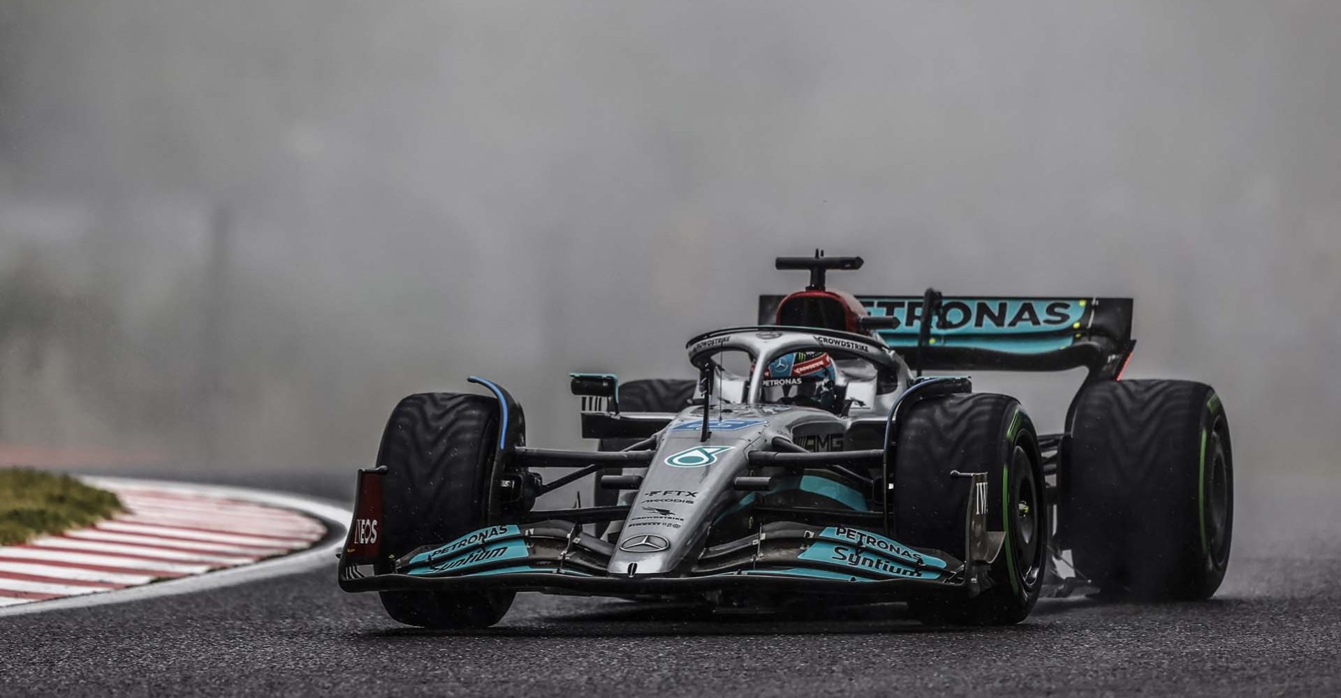 2022 Japanese Grand Prix 2022, Friday - LAT Images George Russell Mercedes