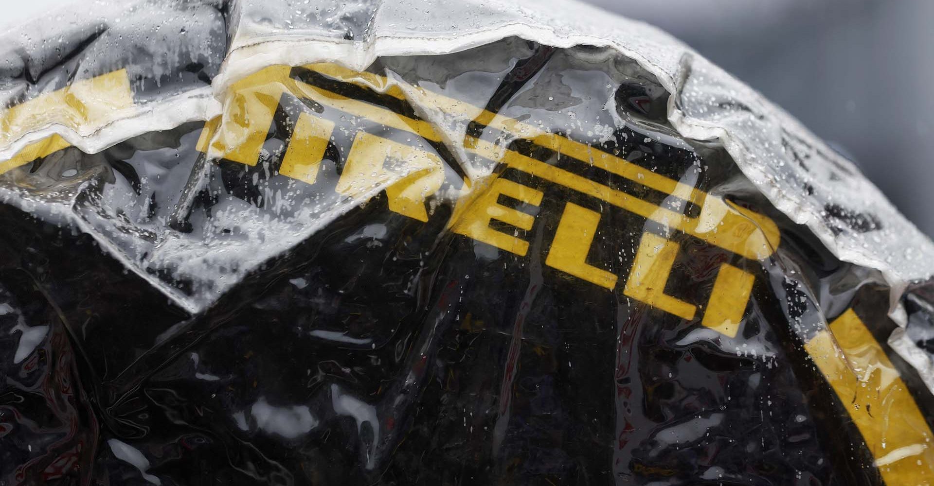 Pirelli rain,