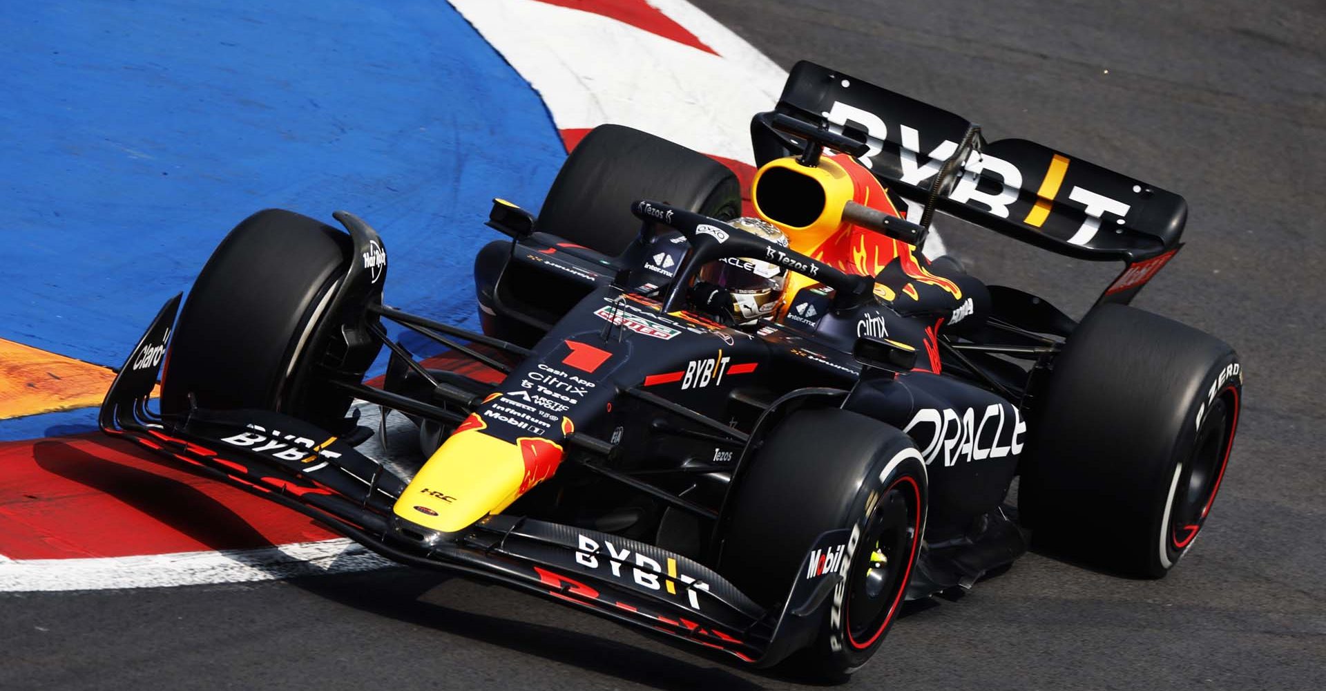 MEXICO CITY, MEXICO - OCTOBER 28: Max Verstappen of the Netherlands driving the (1) Oracle Red Bull Racing RB18 on track during practice ahead of the F1 Grand Prix of Mexico at Autodromo Hermanos Rodriguez on October 28, 2022 in Mexico City, Mexico. (Photo by Chris Graythen/Getty Images)