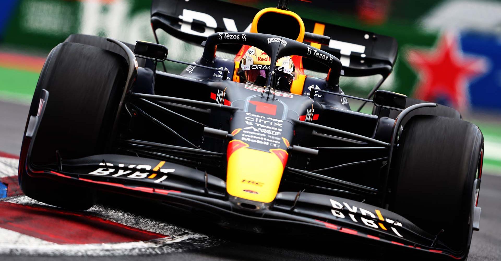 MEXICO CITY, MEXICO - OCTOBER 28: Max Verstappen of the Netherlands driving the (1) Oracle Red Bull Racing RB18 on track during practice ahead of the F1 Grand Prix of Mexico at Autodromo Hermanos Rodriguez on October 28, 2022 in Mexico City, Mexico. (Photo by Mark Thompson/Getty Images )