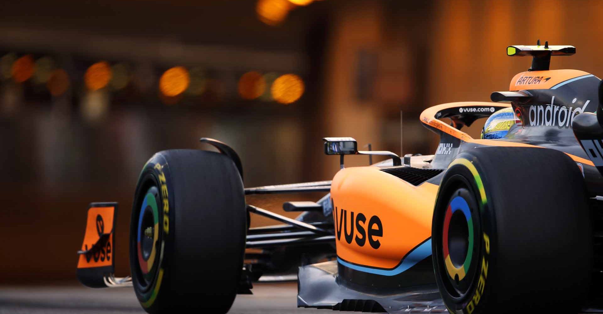 Lando Norris, McLaren MCL36, approaches the Tunnel