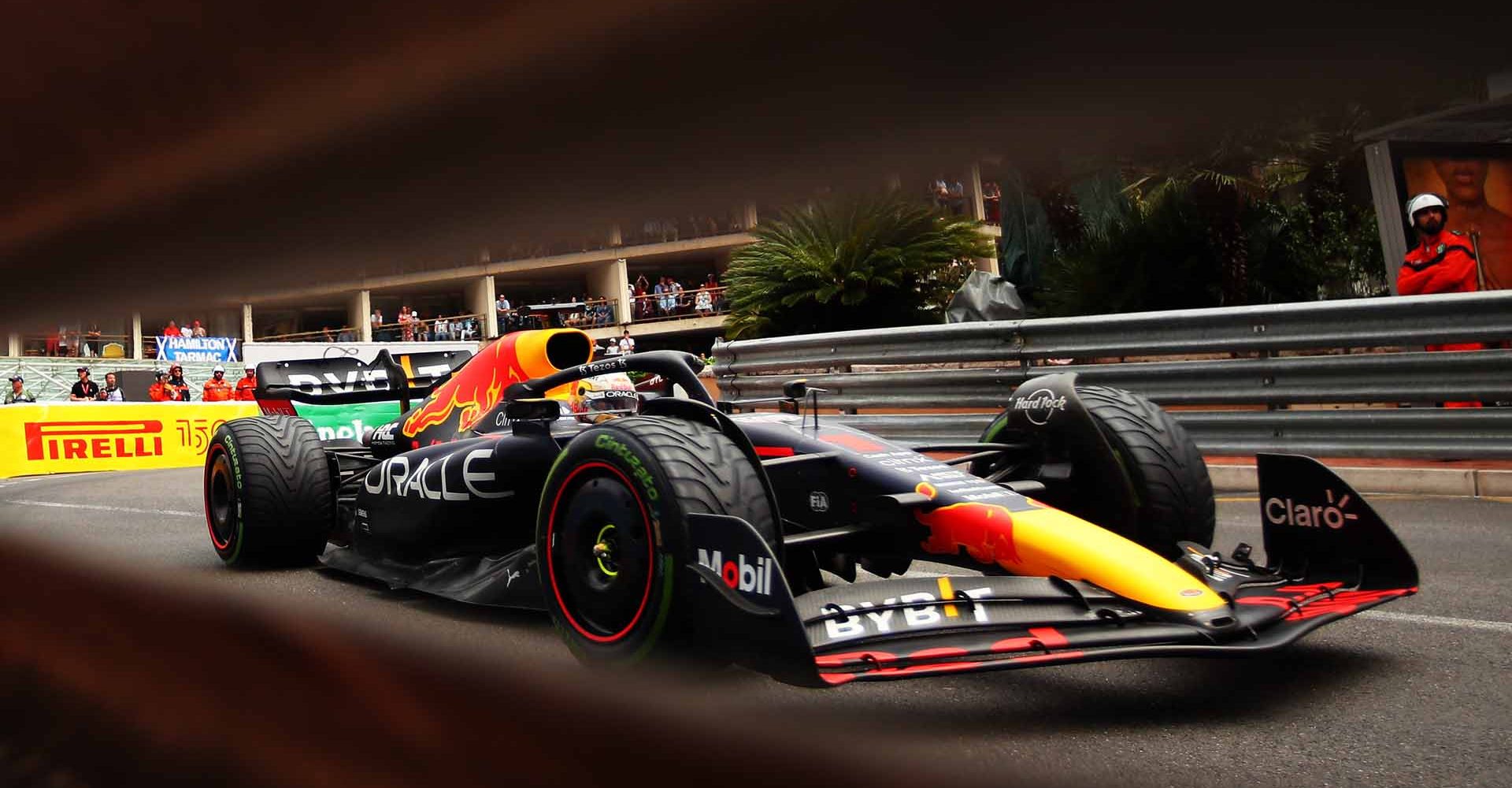 MONTE-CARLO, MONACO - MAY 29: Max Verstappen of the Netherlands driving the (1) Oracle Red Bull Racing RB18 on track during the F1 Grand Prix of Monaco at Circuit de Monaco on May 29, 2022 in Monte-Carlo, Monaco. (Photo by Eric Alonso/Getty Images)