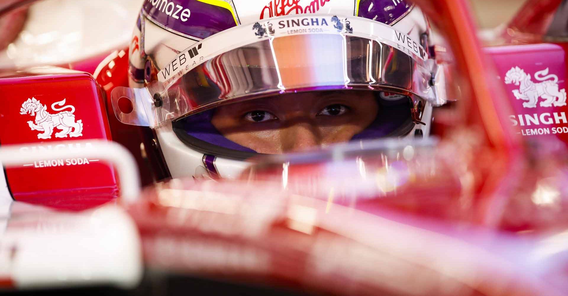 ZHOU Guanyu (chi), Alfa Romeo F1 Team ORLEN C42, portrait during the Formula 1 STC Saudi Arabian Grand Prix 2022, 2nd round of the 2022 FIA Formula One World Championship, on the Jeddah Corniche Circuit, from March 25 to 27, 2022 in Jeddah, Saudi Arabia - Photo Joao Filipe / DPPI