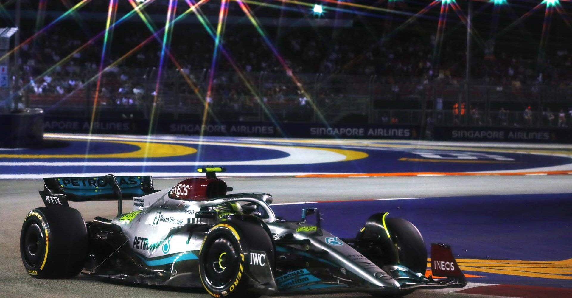 2022 Singapore Grand Prix 2022, Friday - LAT Images Lewis Hamilton