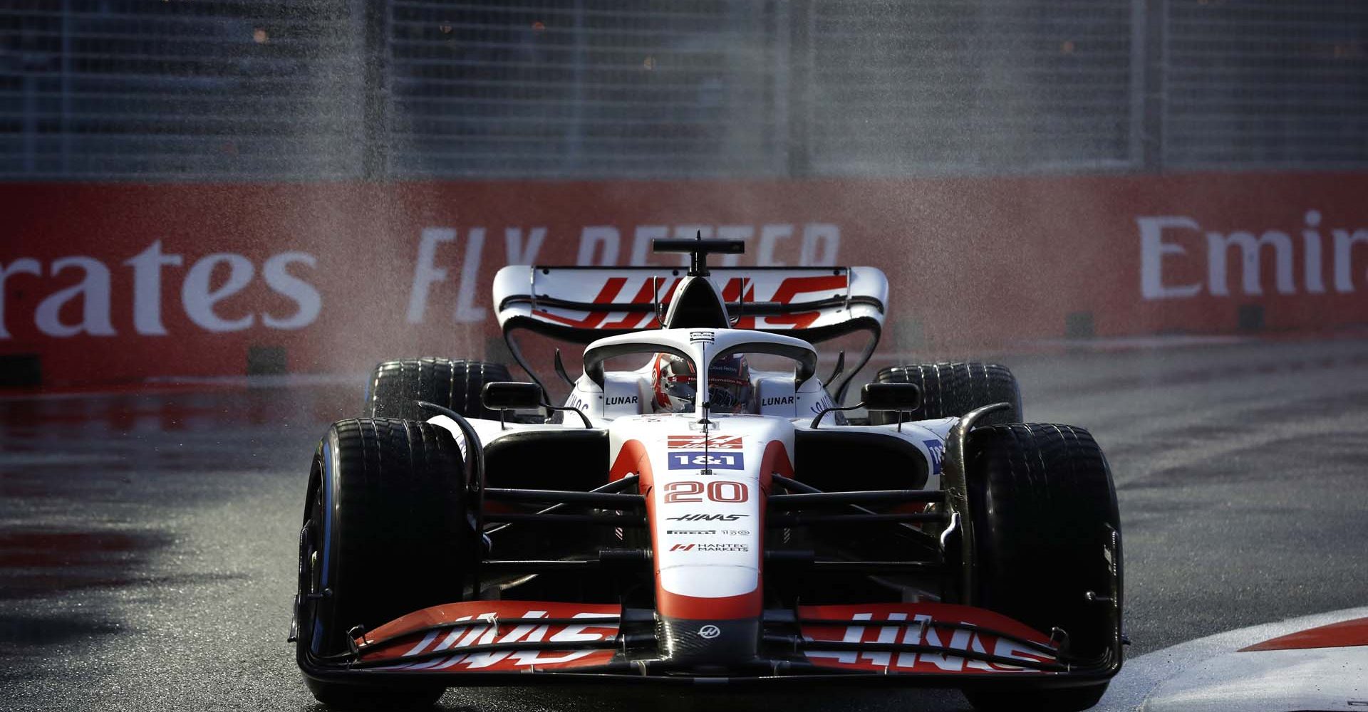 MARINA BAY STREET CIRCUIT, SINGAPORE - OCTOBER 01: Kevin Magnussen, Haas VF-22 during the Singapore GP at Marina Bay Street Circuit on Saturday October 01, 2022 in Singapore, Singapore. (Photo by Carl Bingham / LAT Images)