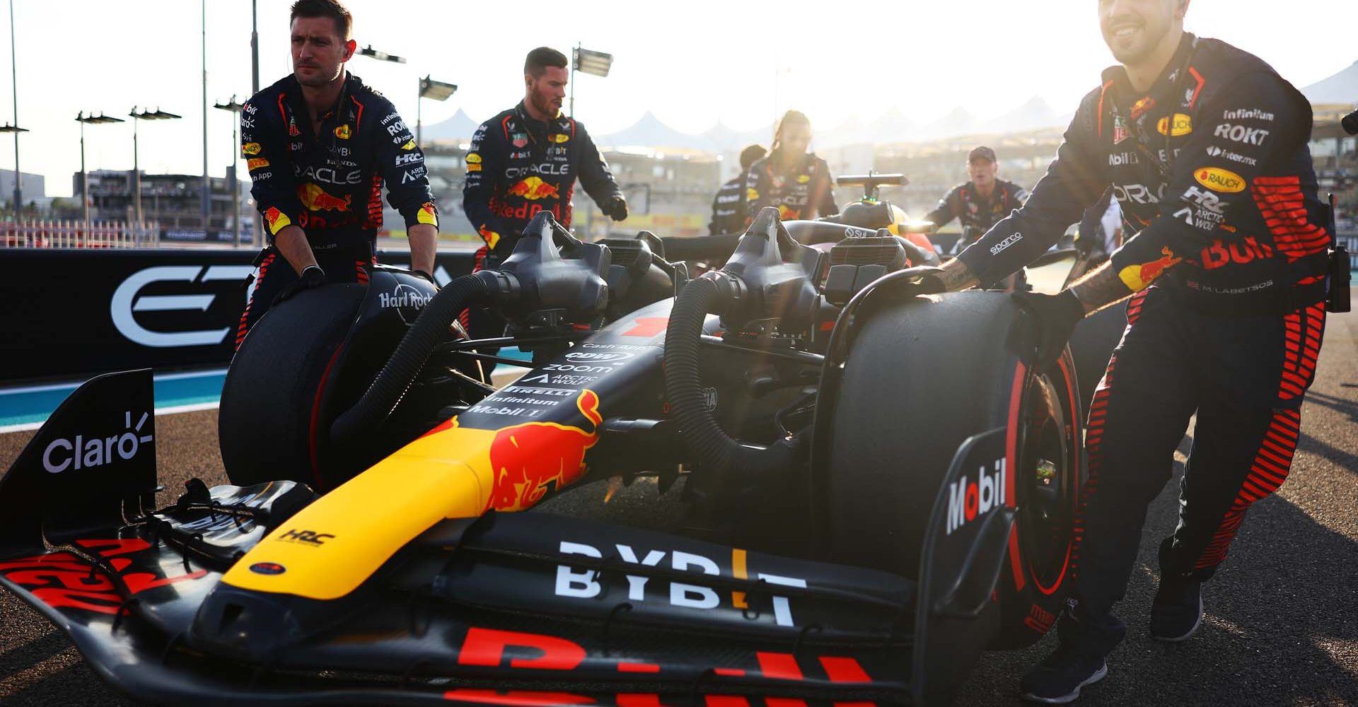 ABU DHABI, UNITED ARAB EMIRATES - NOVEMBER 26: Max Verstappen of the Netherlands and Oracle Red Bull Racing prepares to drive on the grid prior to the F1 Grand Prix of Abu Dhabi at Yas Marina Circuit on November 26, 2023 in Abu Dhabi, United Arab Emirates. (Photo by Mark Thompson/Getty Images) // Getty Images / Red Bull Content Pool // SI202311260119 // Usage for editorial use only //