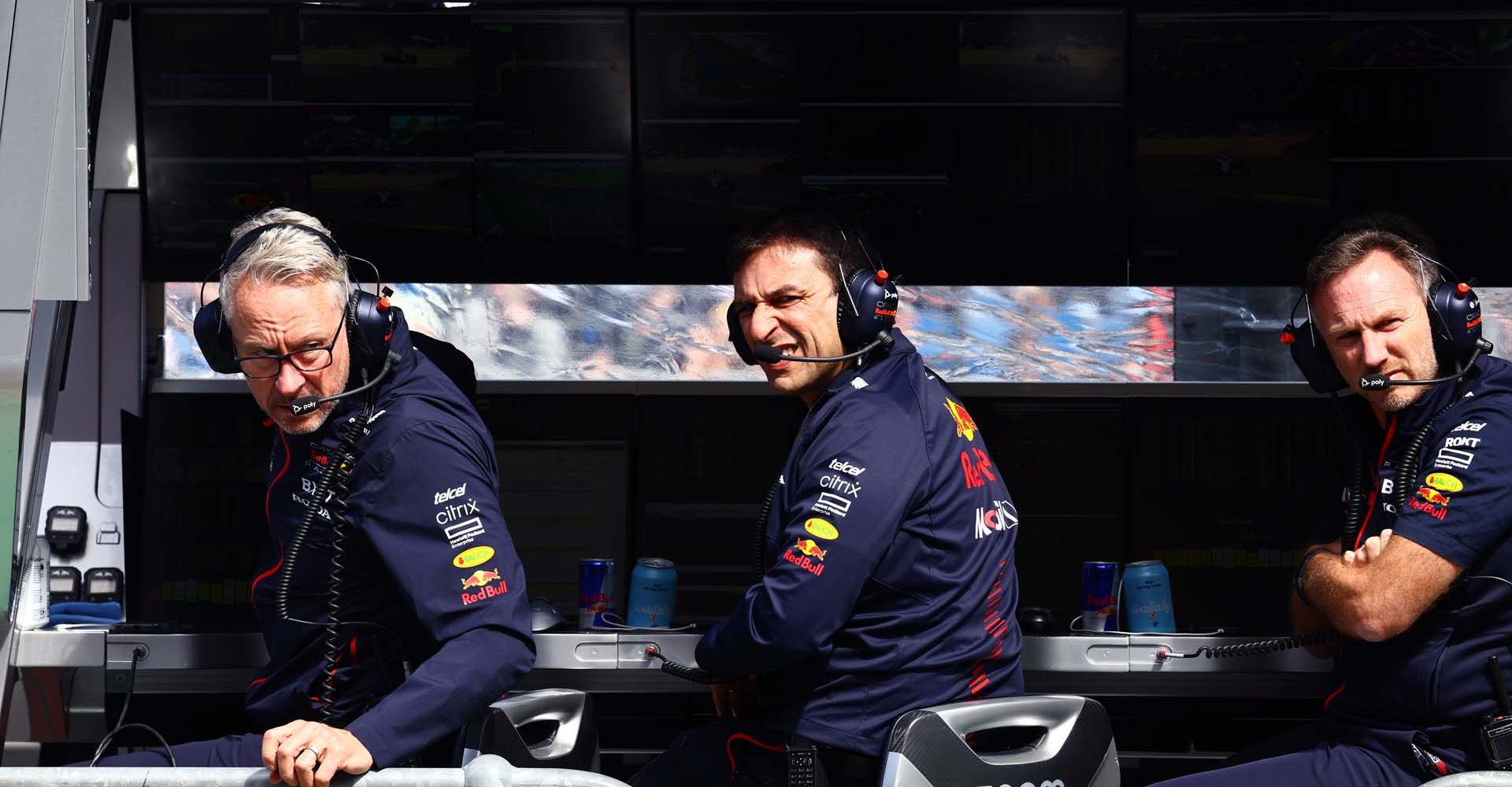 MELBOURNE, AUSTRALIA - MARCH 31: Red Bull Racing Team Manager Jonathan Wheatley, Pierre Wache, Chief Engineer of Performance Engineering at Red Bull Racing and Red Bull Racing Team Principal Christian Horner look on from the pitwall during practice ahead of the F1 Grand Prix of Australia at Albert Park Grand Prix Circuit on March 31, 2023 in Melbourne, Australia. (Photo by Mark Thompson/Getty Images)