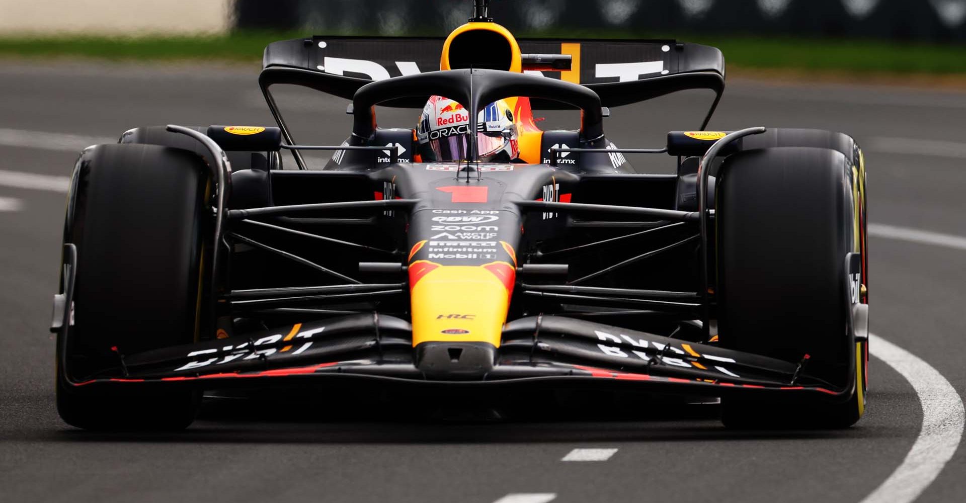 MELBOURNE, AUSTRALIA - MARCH 31: Max Verstappen of the Netherlands driving the (1) Oracle Red Bull Racing RB19 on track during practice ahead of the F1 Grand Prix of Australia at Albert Park Grand Prix Circuit on March 31, 2023 in Melbourne, Australia. (Photo by Robert Cianflone/Getty Images)