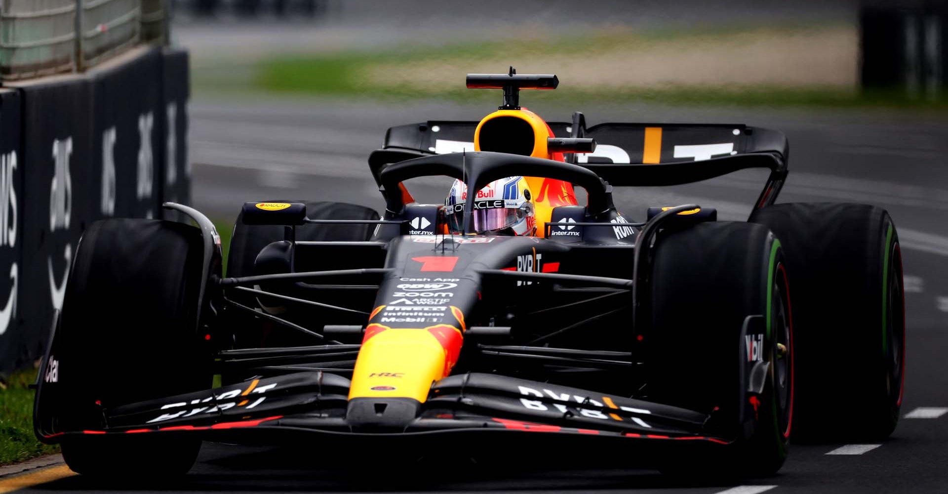 MELBOURNE, AUSTRALIA - MARCH 31: Max Verstappen of the Netherlands driving the (1) Oracle Red Bull Racing RB19 on track during practice ahead of the F1 Grand Prix of Australia at Albert Park Grand Prix Circuit on March 31, 2023 in Melbourne, Australia. (Photo by Robert Cianflone/Getty Images)