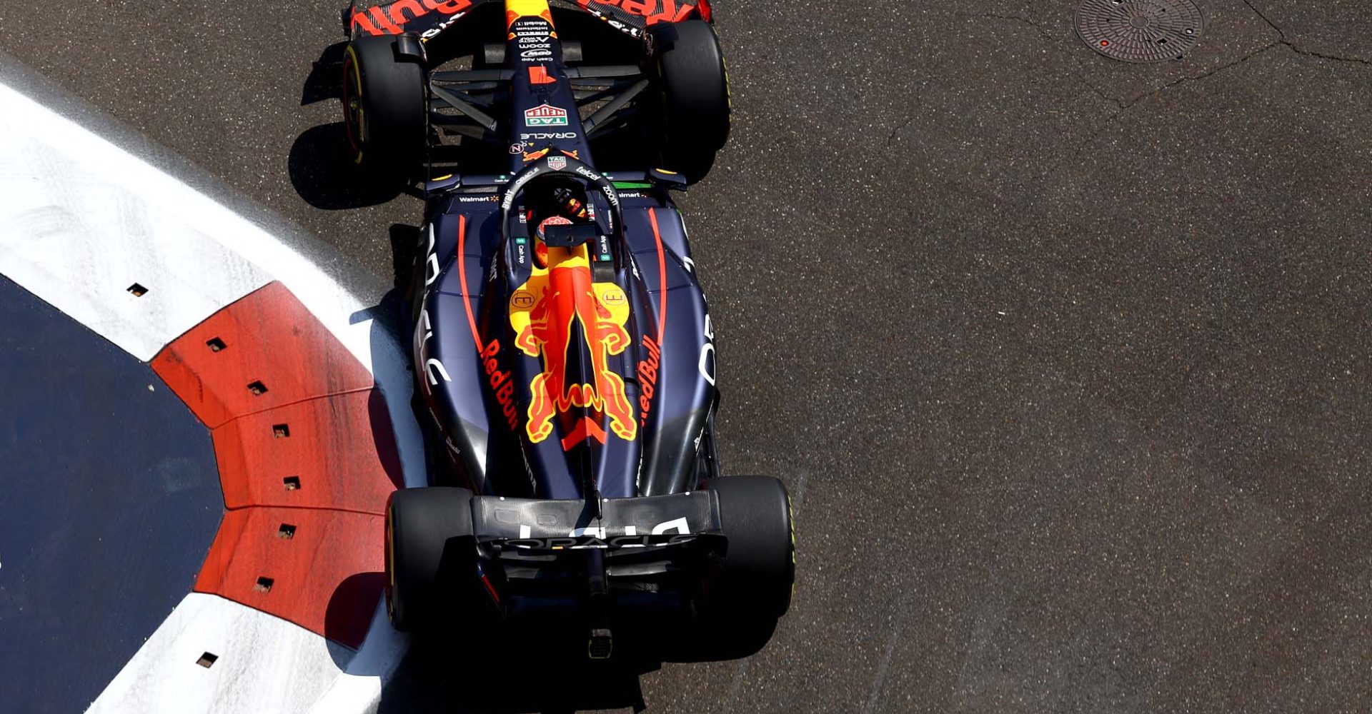 BAKU, AZERBAIJAN - APRIL 28: Max Verstappen of the Netherlands driving the (1) Oracle Red Bull Racing RB19 on track during practice ahead of the F1 Grand Prix of Azerbaijan at Baku City Circuit on April 28, 2023 in Baku, Azerbaijan. (Photo by Mark Thompson/Getty Images)