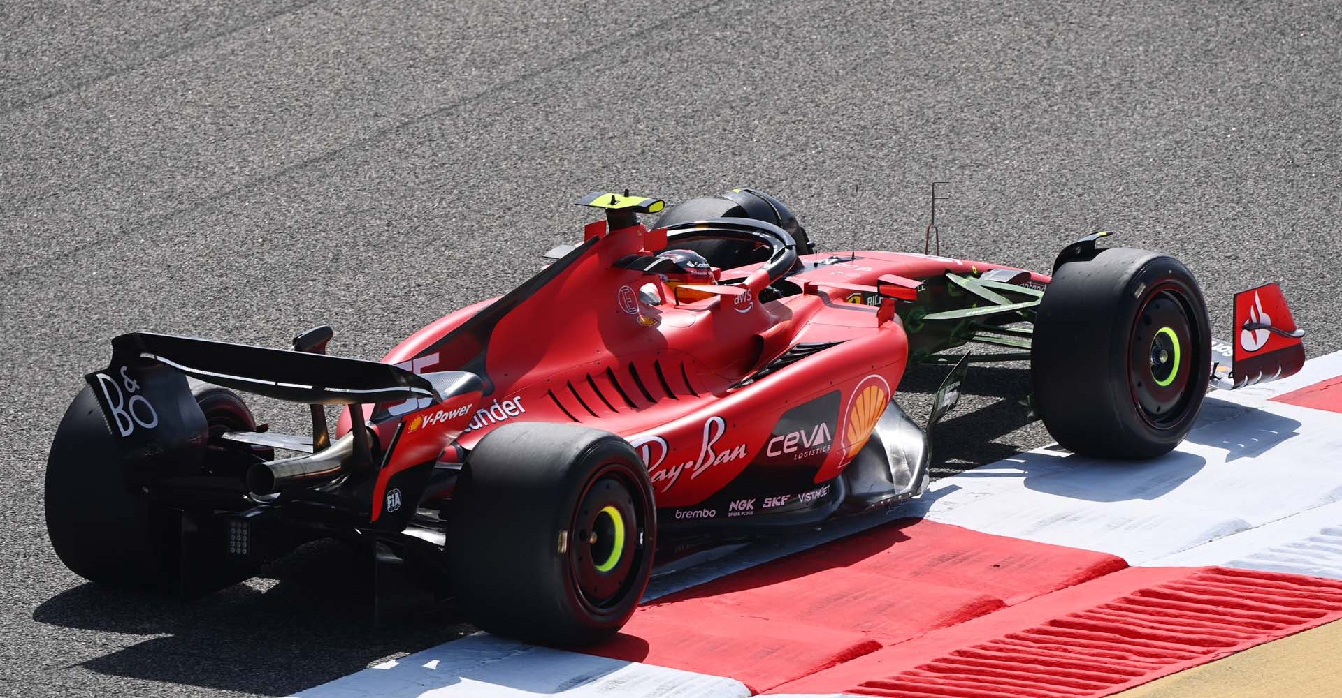 BAHRAIN INTERNATIONAL CIRCUIT, BAHRAIN - FEBRUARY 23: Carlos Sainz, Ferrari SF-23 during the Bahrain February Testing at Bahrain International Circuit on Thursday February 23, 2023 in Sakhir, Bahrain. (Photo by Mark Sutton / LAT Images)