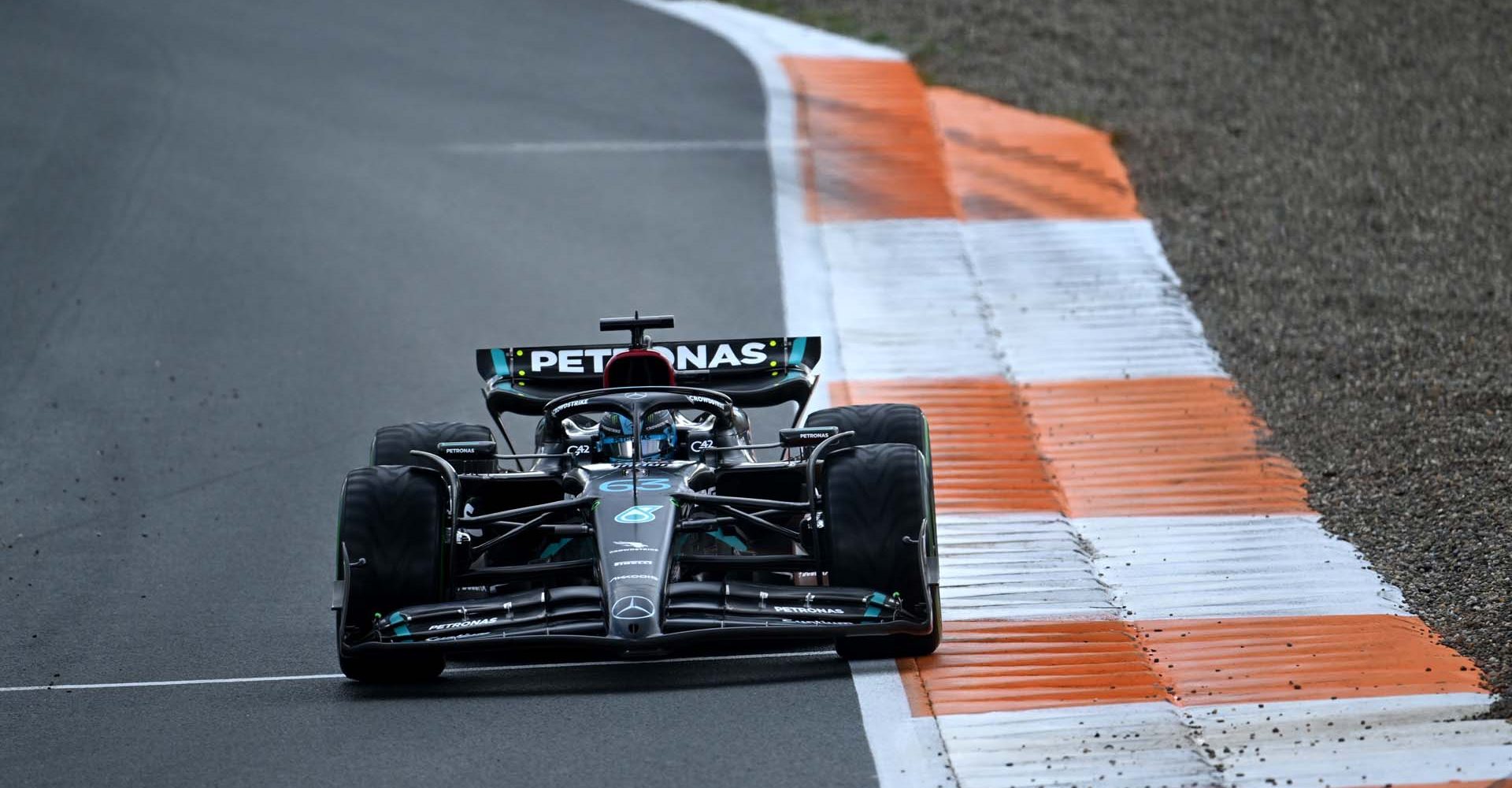 CIRCUIT ZANDVOORT, NETHERLANDS - AUGUST 26: George Russell, Mercedes F1 W14 during the Dutch GP at Circuit Zandvoort on Saturday August 26, 2023 in North Holland, Netherlands. (Photo by Simon Galloway / LAT Images)