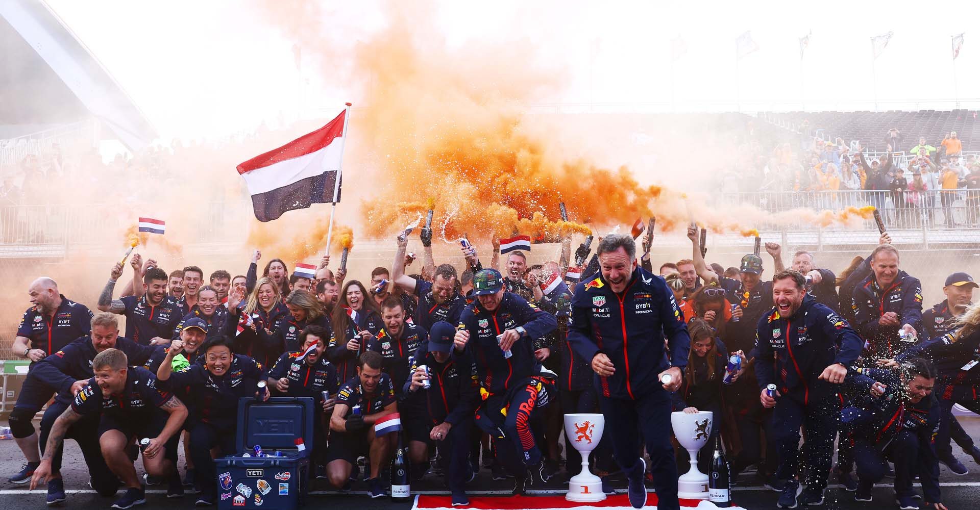 ZANDVOORT, NETHERLANDS - AUGUST 27: Race winner Max Verstappen of the Netherlands and Oracle Red Bull Racing and the Red Bull Racing team celebrate after the F1 Grand Prix of The Netherlands at Circuit Zandvoort on August 27, 2023 in Zandvoort, Netherlands. (Photo by Mark Thompson/Getty Images) *** BESTPIX *** // Getty Images / Red Bull Content Pool // SI202308271210 // Usage for editorial use only //