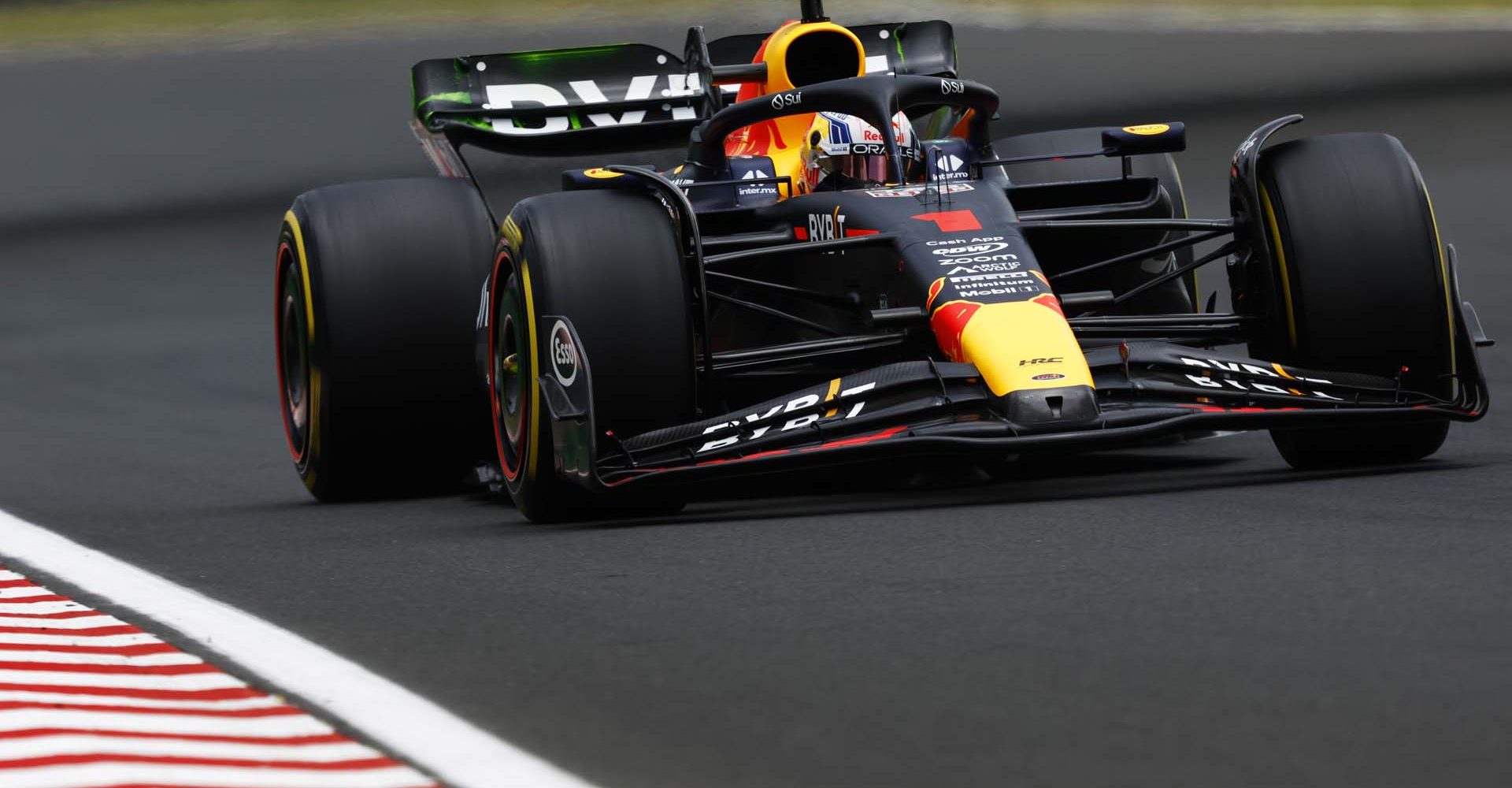 HUNGARORING, HUNGARY - JULY 21: Max Verstappen, Red Bull Racing RB19 during the Hungarian GP at Hungaroring on Friday July 21, 2023 in Budapest, Hungary. (Photo by Zak Mauger / LAT Images)