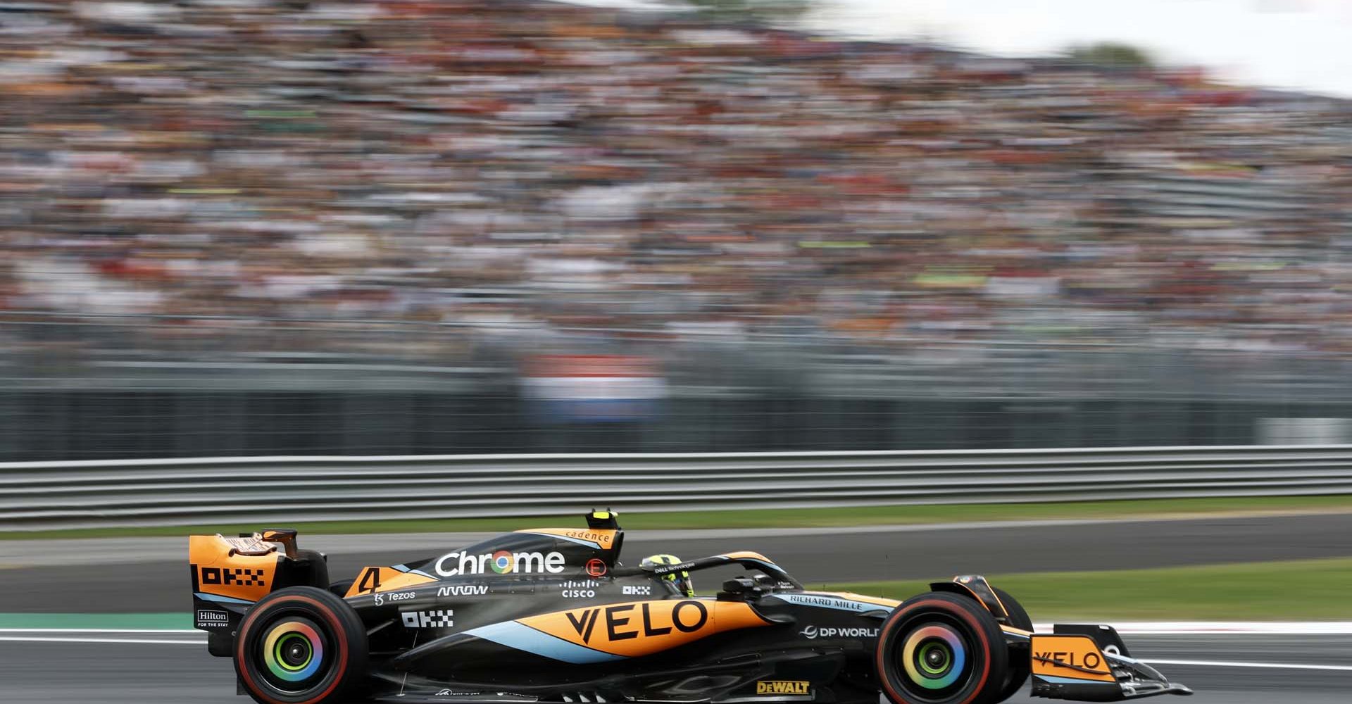 AUTODROMO NAZIONALE MONZA, ITALY - SEPTEMBER 01: Lando Norris, McLaren MCL60 during the Italian GP at Autodromo Nazionale Monza on Friday September 01, 2023 in Monza, Italy. (Photo by Zak Mauger / LAT Images)