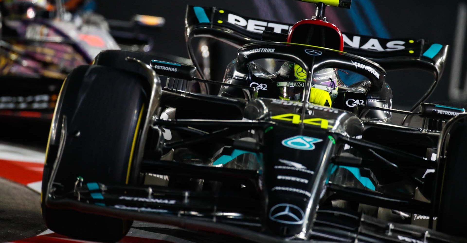 2023 Las Vegas Grand Prix, Friday - LAT Images Lewis Hamilton