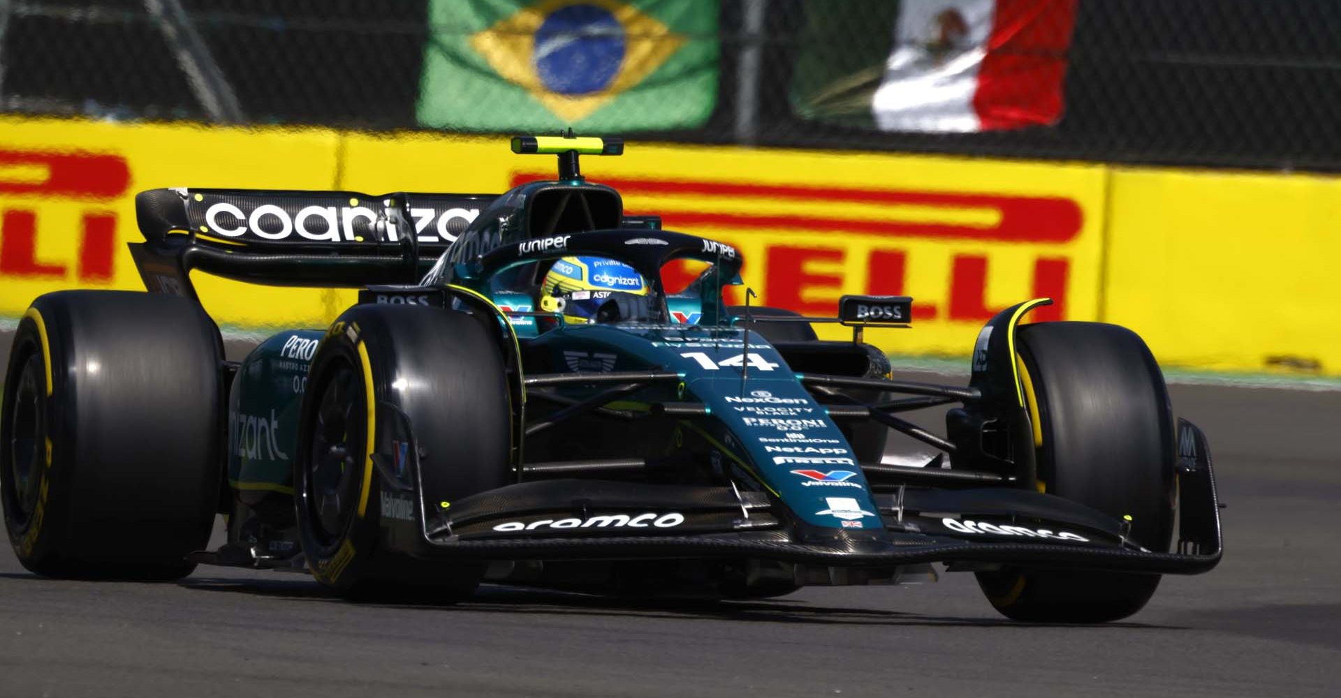 AUTODROMO HERMANOS RODRIGUEZ, MEXICO - OCTOBER 28: Fernando Alonso, Aston Martin AMR23 during the Mexico City GP at Autodromo Hermanos Rodriguez on Saturday October 28, 2023 in Mexico City, Mexico. (Photo by Sam Bloxham / LAT Images)