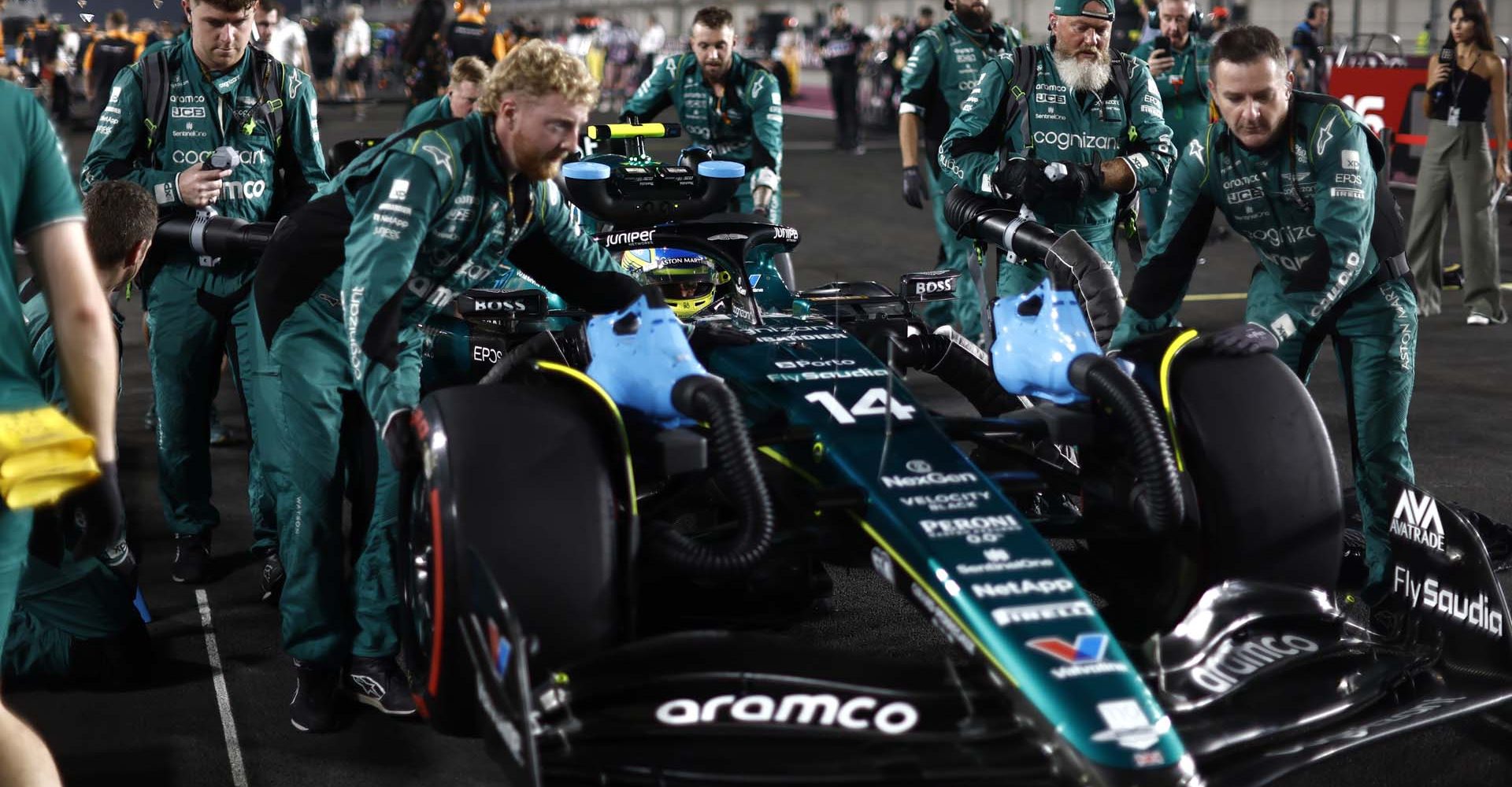 Portrait, Technical, Lusail International Circuit, GP2317a, F1, GP, Qatar
Mechanics bring Fernando Alonso, Aston Martin AMR23, to the grid