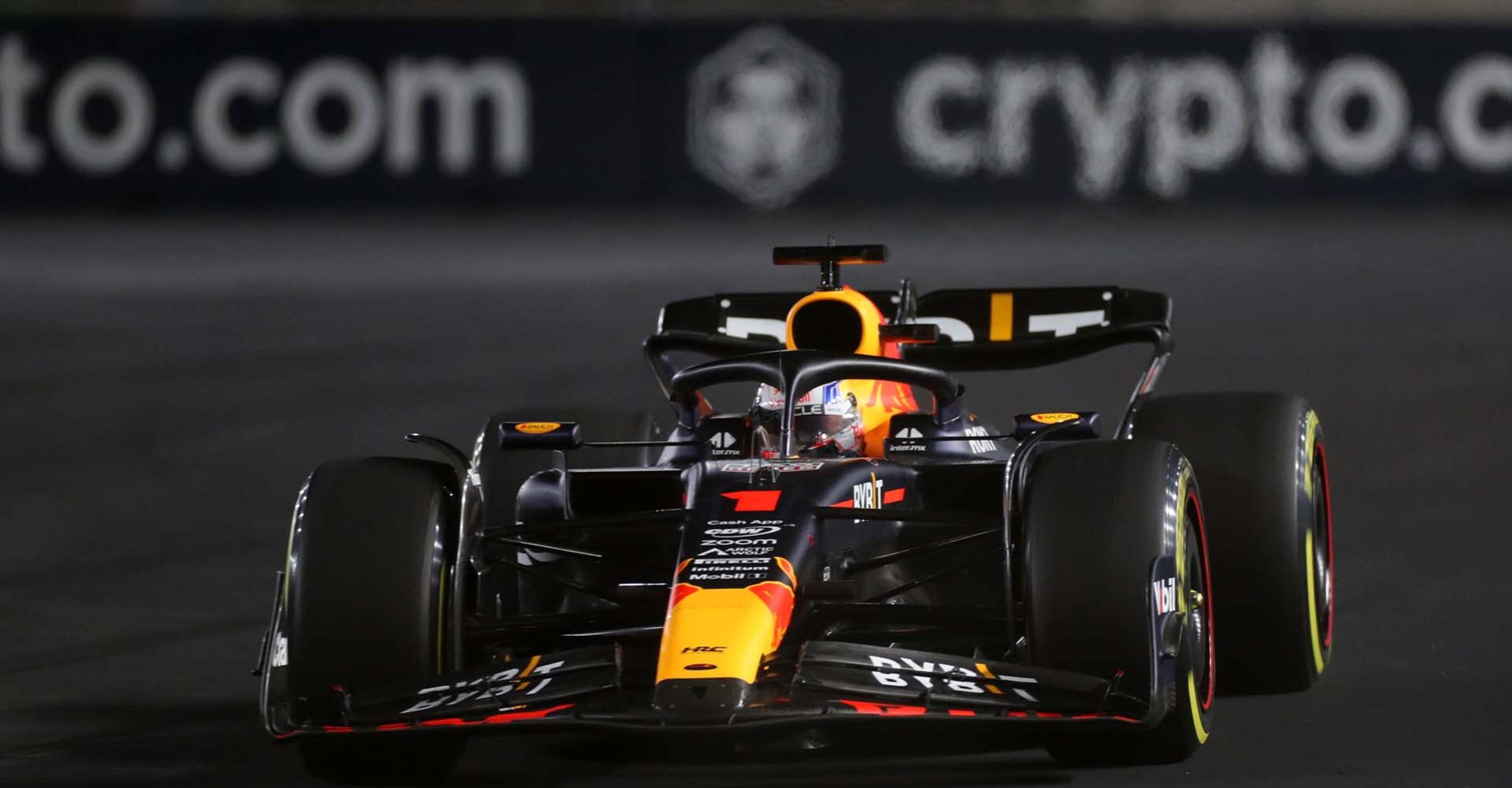 JEDDAH, SAUDI ARABIA - MARCH 19: Max Verstappen of the Netherlands driving the (1) Oracle Red Bull Racing RB19 on track during the F1 Grand Prix of Saudi Arabia at Jeddah Corniche Circuit on March 19, 2023 in Jeddah, Saudi Arabia. (Photo by Peter Fox/Getty Images)