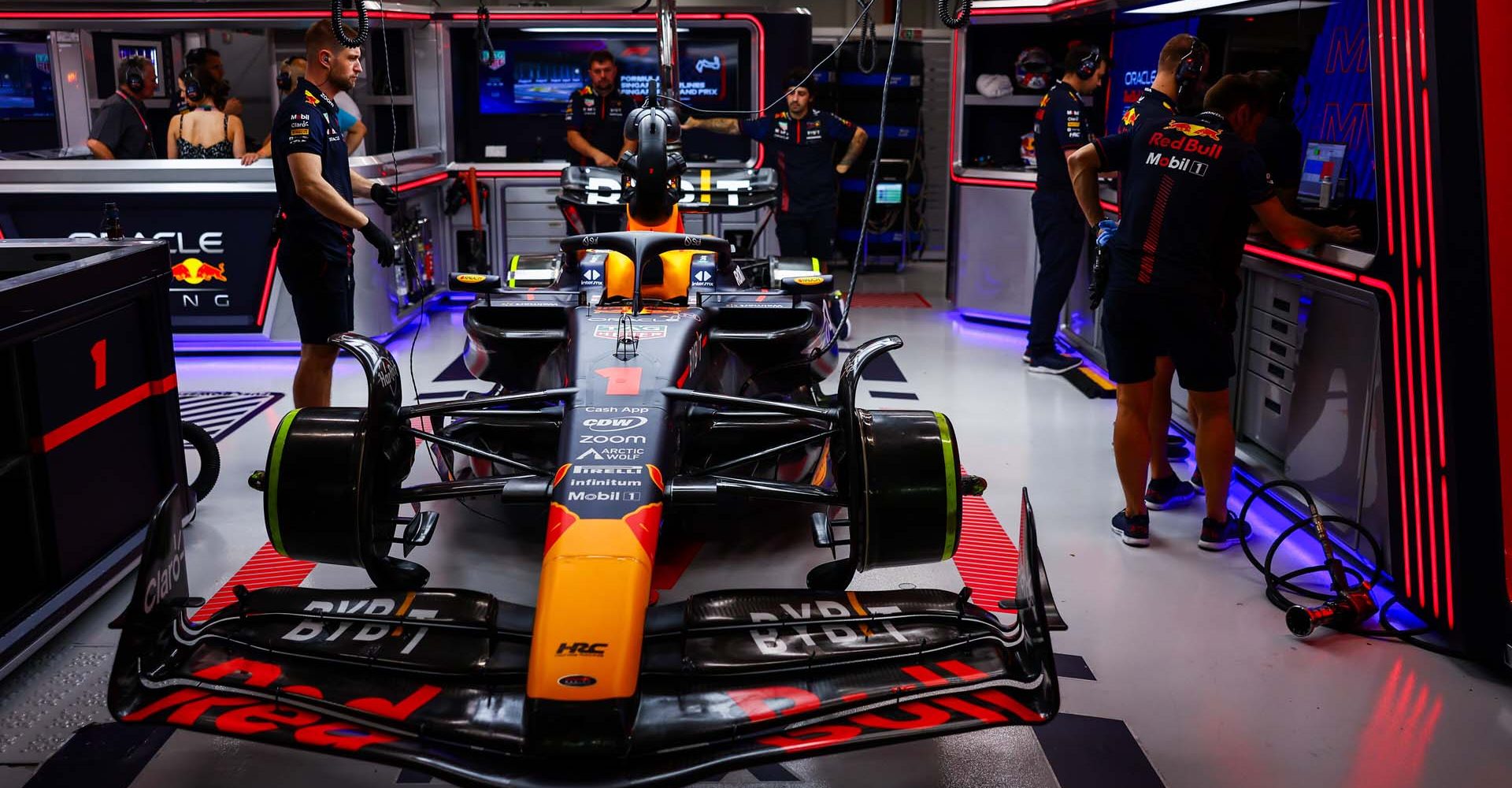 SINGAPORE, SINGAPORE - SEPTEMBER 16: The car of Max Verstappen of the Netherlands and Oracle Red Bull Racing is seen in the garage prior to qualifying ahead of the F1 Grand Prix of Singapore at Marina Bay Street Circuit on September 16, 2023 in Singapore, Singapore. (Photo by Mark Thompson/Getty Images) // Getty Images / Red Bull Content Pool // SI202309160369 // Usage for editorial use only //