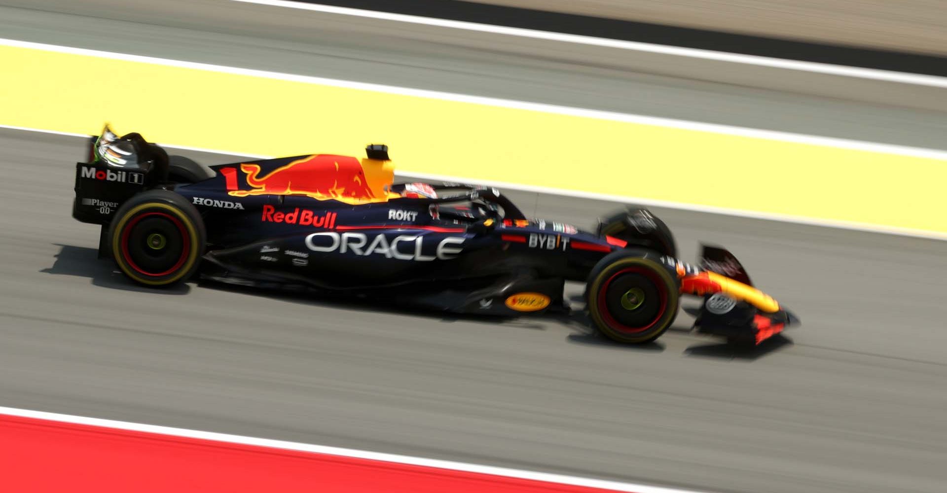 BARCELONA, SPAIN - JUNE 02: Max Verstappen of the Netherlands driving the (1) Oracle Red Bull Racing RB19 on track during practice ahead of the F1 Grand Prix of Spain at Circuit de Barcelona-Catalunya on June 02, 2023 in Barcelona, Spain. (Photo by Adam Pretty/Getty Images)