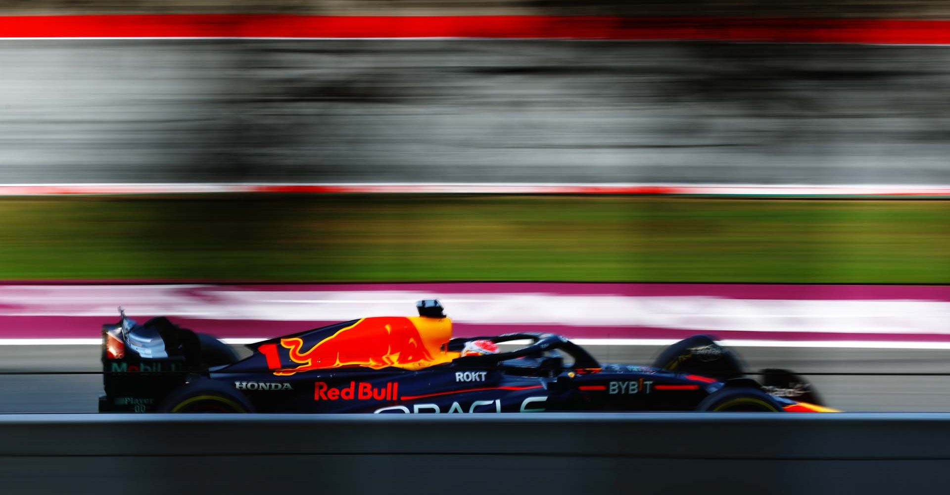 BARCELONA, SPAIN - JUNE 02: Max Verstappen of the Netherlands driving the (1) Oracle Red Bull Racing RB19 on track during practice ahead of the F1 Grand Prix of Spain at Circuit de Barcelona-Catalunya on June 02, 2023 in Barcelona, Spain. (Photo by Mark Thompson/Getty Images)