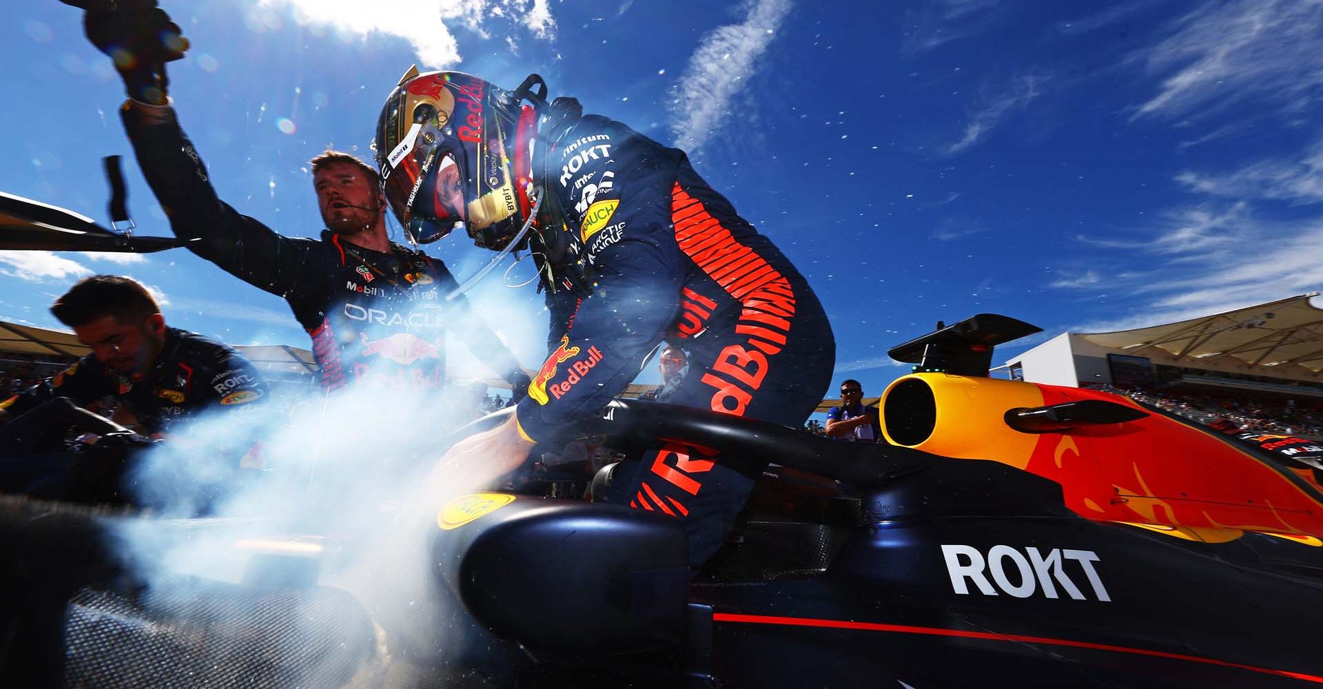 AUSTIN, TEXAS - OCTOBER 22: Max Verstappen of the Netherlands and Oracle Red Bull Racing prepares to drive on the grid prior to the F1 Grand Prix of United States at Circuit of The Americas on October 22, 2023 in Austin, Texas. (Photo by Mark Thompson/Getty Images) // Getty Images / Red Bull Content Pool // SI202310220638 // Usage for editorial use only //