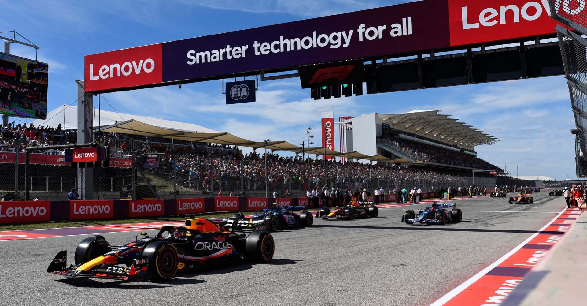 AUSTIN, TEXAS - OCTOBER 22: Max Verstappen of the Netherlands driving the (1) Oracle Red Bull Racing RB19 leads Pierre Gasly of France driving the (10) Alpine F1 A523 Renault and Esteban Ocon of France driving the (31) Alpine F1 A523 Renault at the start during the F1 Grand Prix of United States at Circuit of The Americas on October 22, 2023 in Austin, Texas. (Photo by Rudy Carezzevoli/Getty Images) // Getty Images / Red Bull Content Pool // SI202310220648 // Usage for editorial use only //